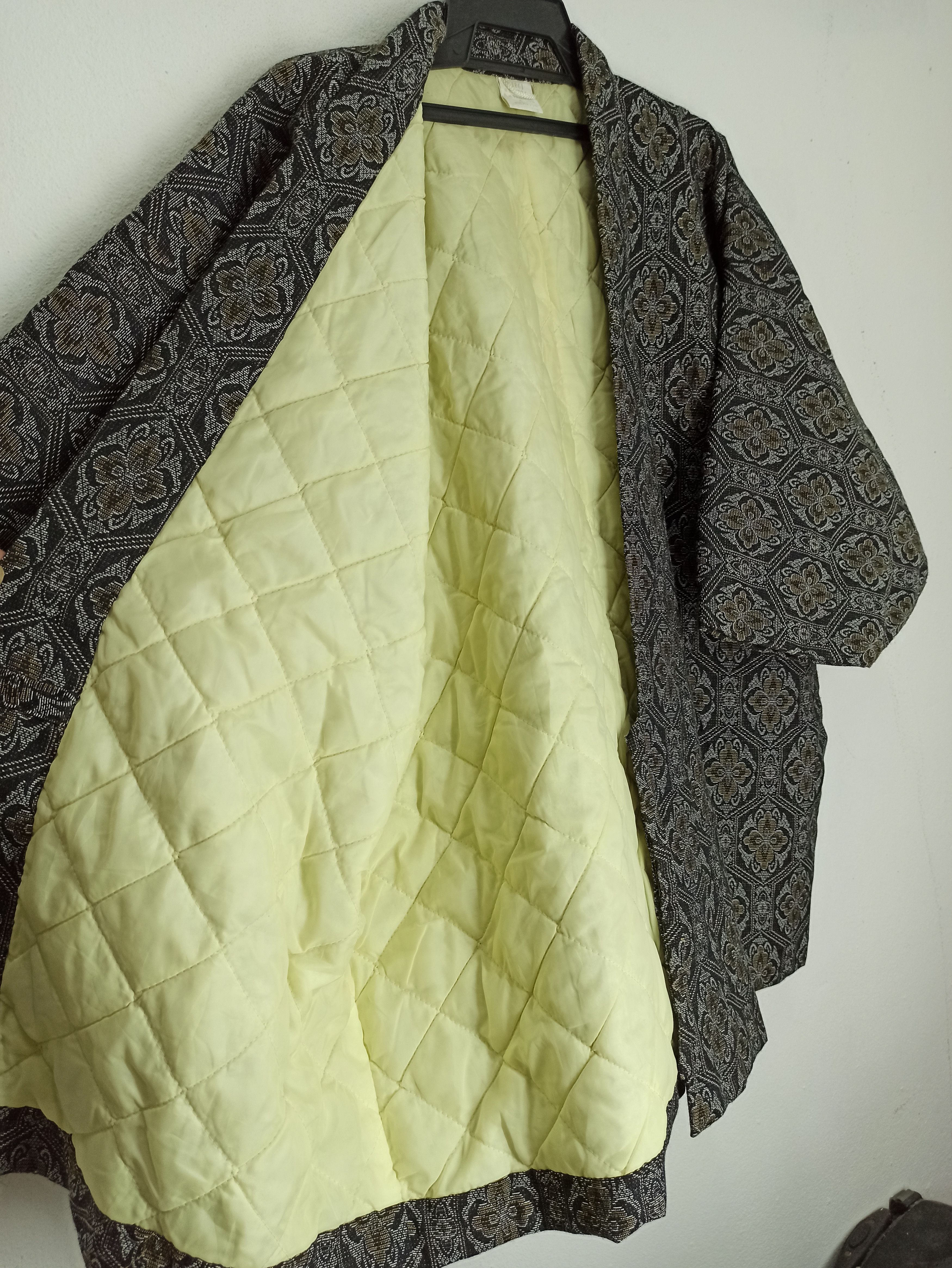 Vintage Vintage Pattern Cardigan Kimono Quilt Made in japan Size US L / EU 52-54 / 3 - 5 Thumbnail
