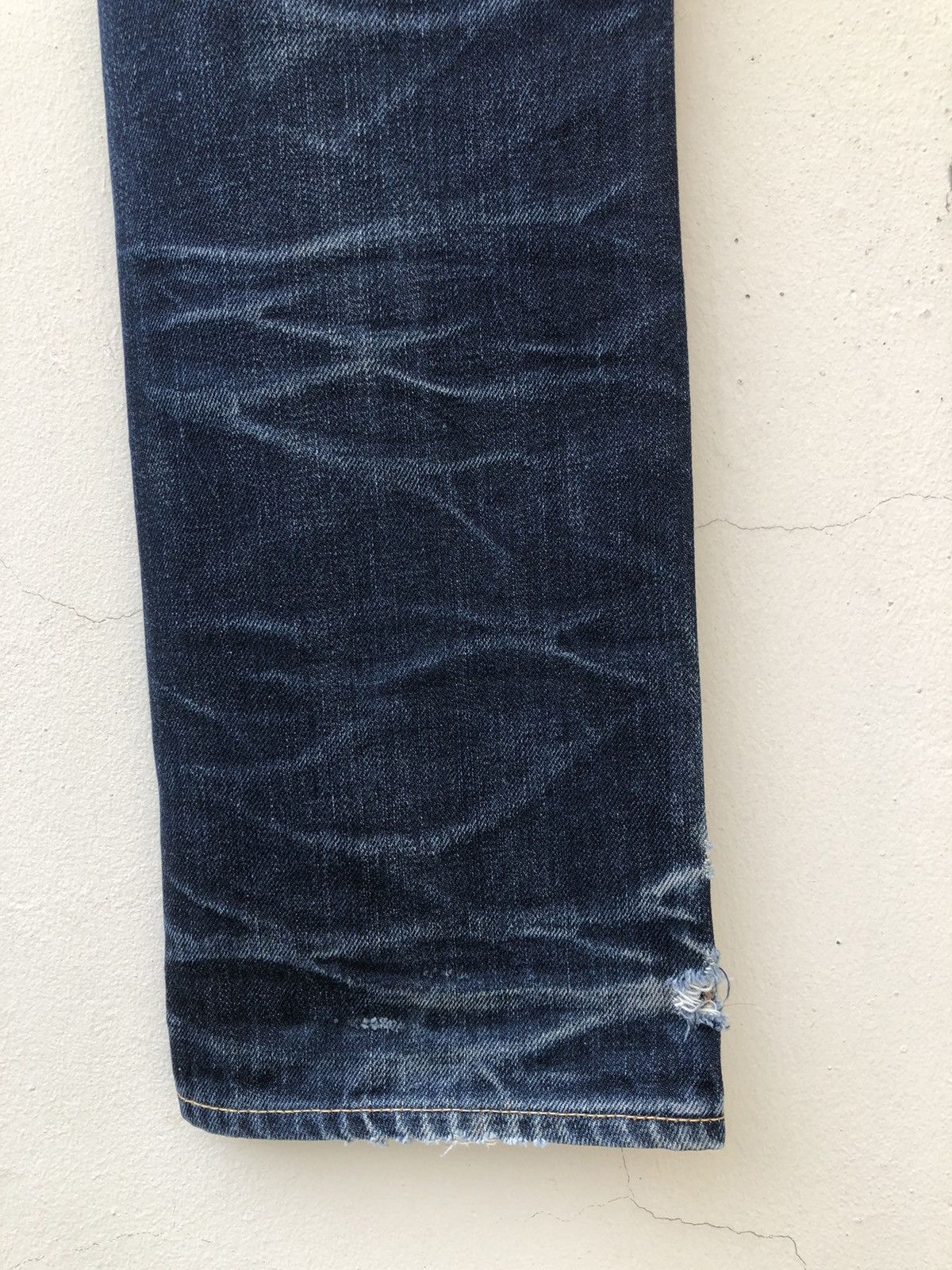 KURO Clawmark KURO Graphite Distress Indigo Denim Slim Jeans Size US 32 / EU 48 - 16 Thumbnail