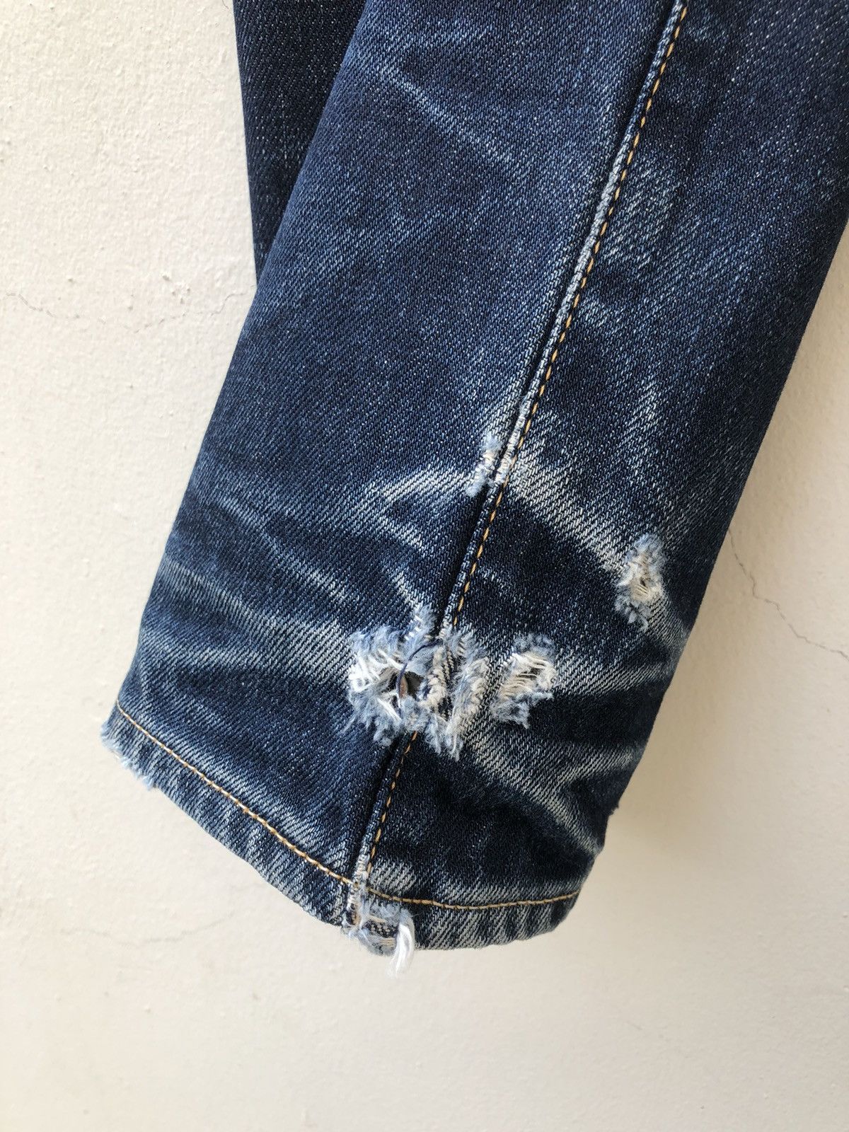 KURO Clawmark KURO Graphite Distress Indigo Denim Slim Jeans Size US 32 / EU 48 - 17 Thumbnail