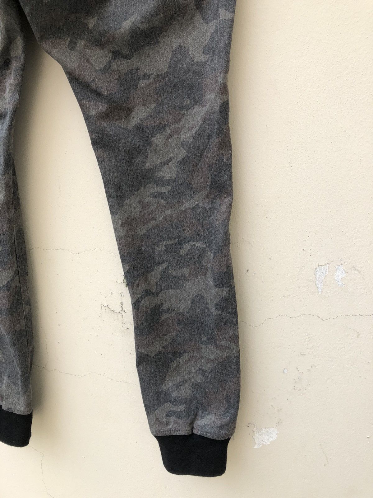The Duffer of St.George Duffer Of St. George Japan Camo Hybrid Cargo Trouser Pant Size US 31 - 14 Thumbnail