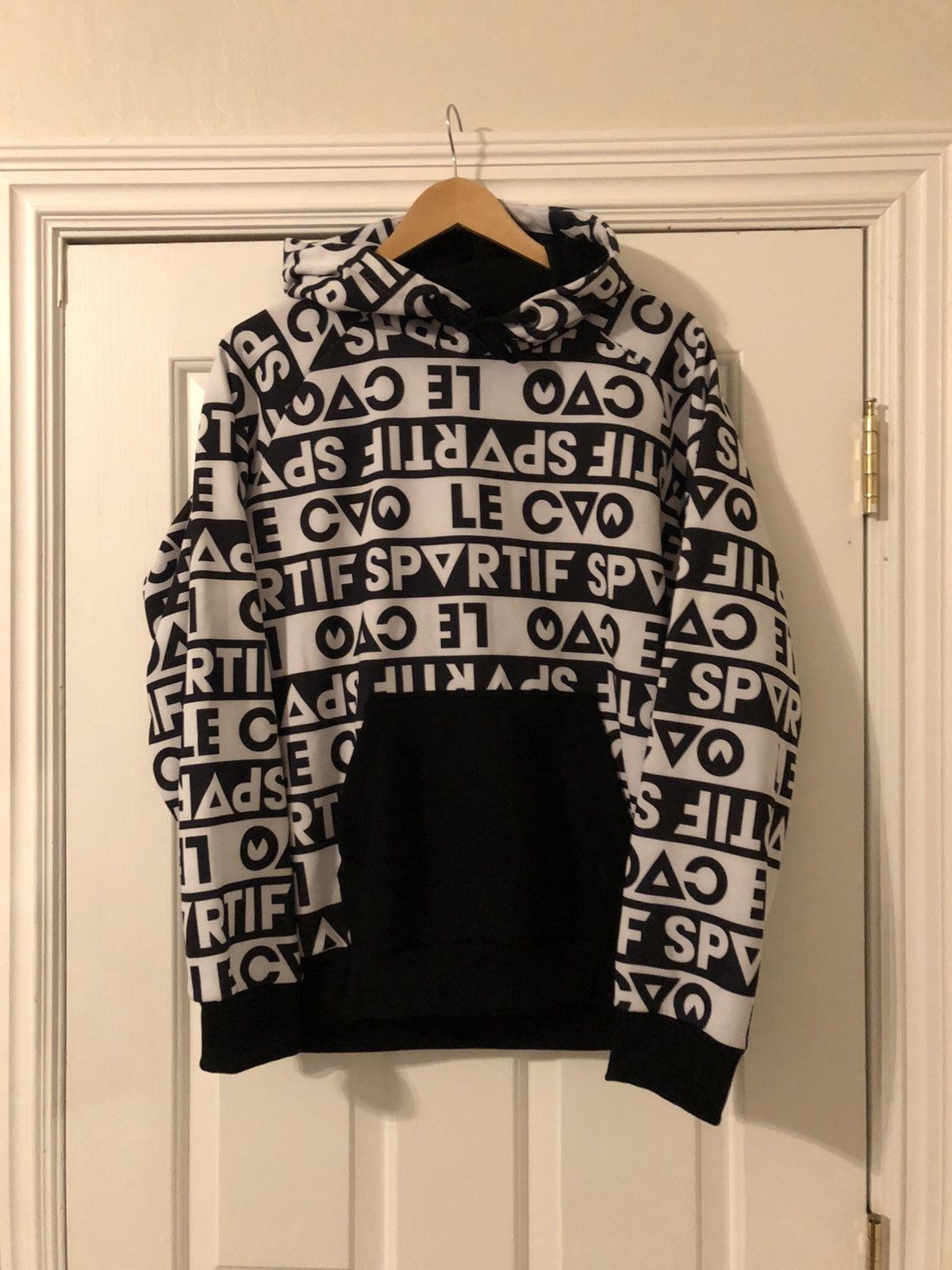 Le Coq Sportif All Over Print Hoodie Size US L / EU 52-54 / 3 - 1 Thumbnail