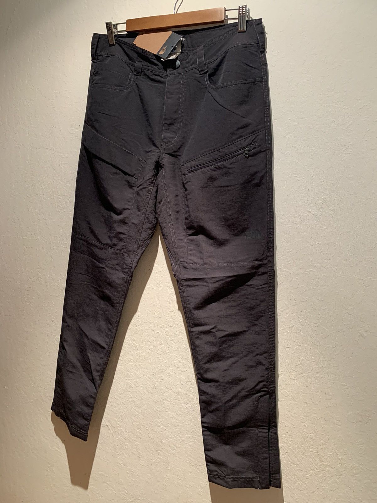 Designer × The North Face *RARE* New North Face Ankle-Zip Slim Tech Pants - 32 Size US 32 / EU 48 - 1 Thumbnail