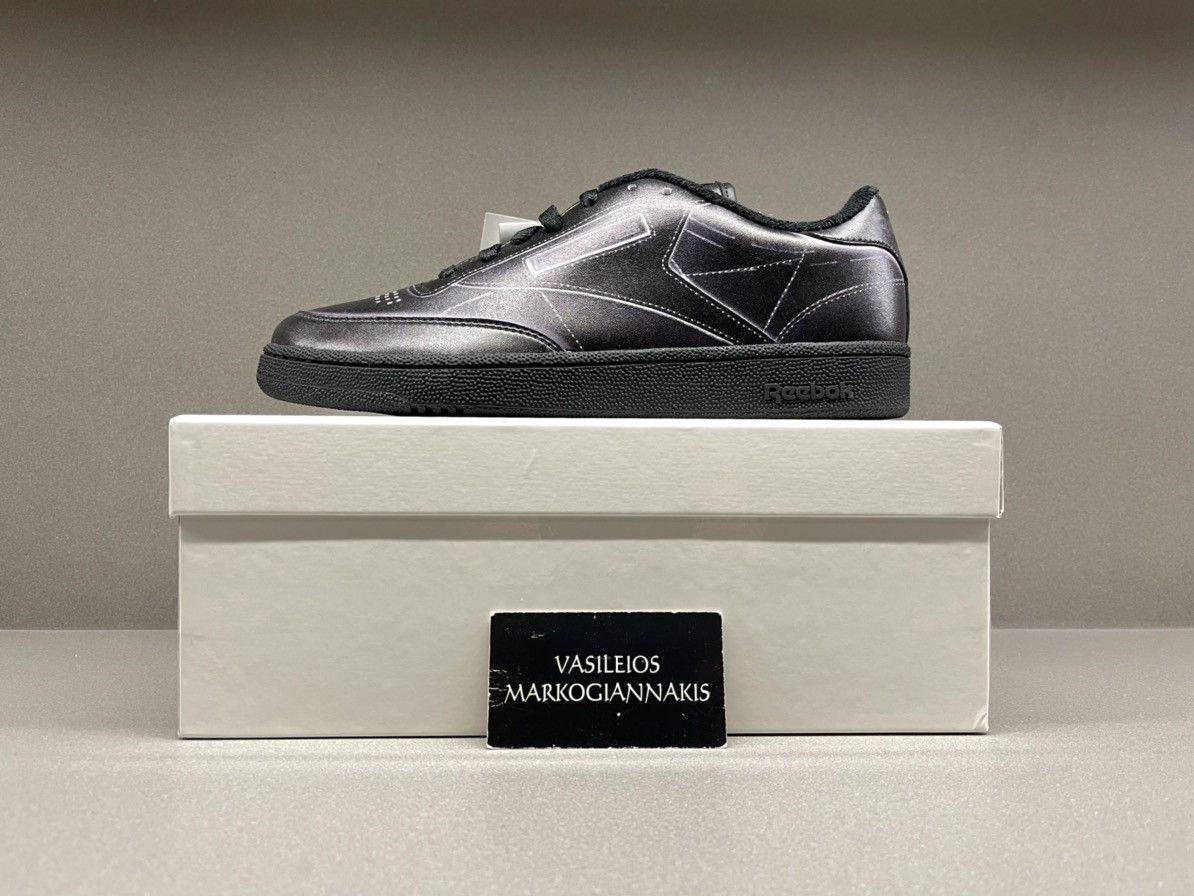 Maison Margiela × Reebok Reebok Club C Maison Margiela Black Size US 9.5 / EU 42-43 - 1 Thumbnail
