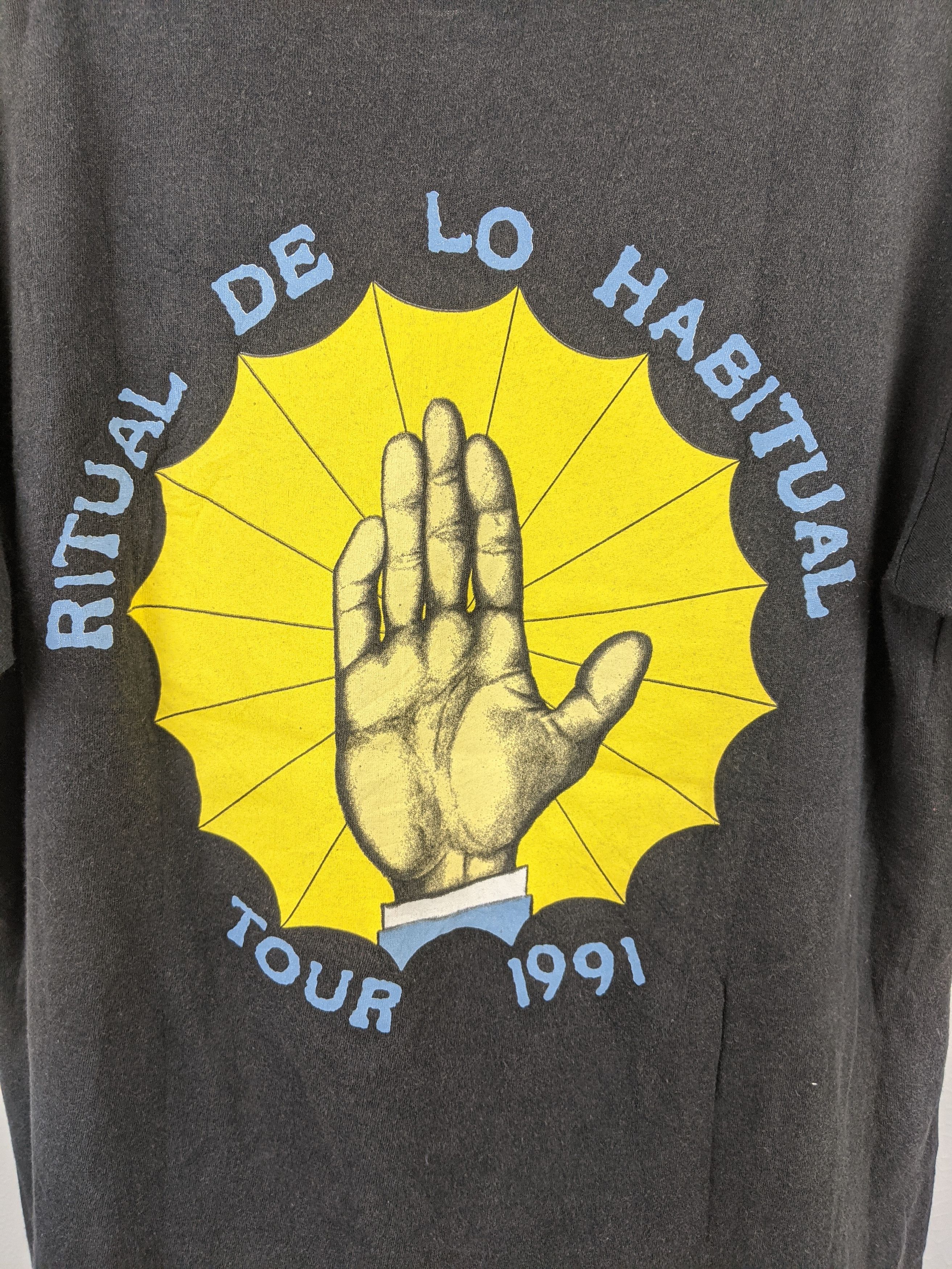 Band Tees Vintage 90s Jane’s Addiction Ritual de lo Habitual shirt Size US L / EU 52-54 / 3 - 6 Thumbnail