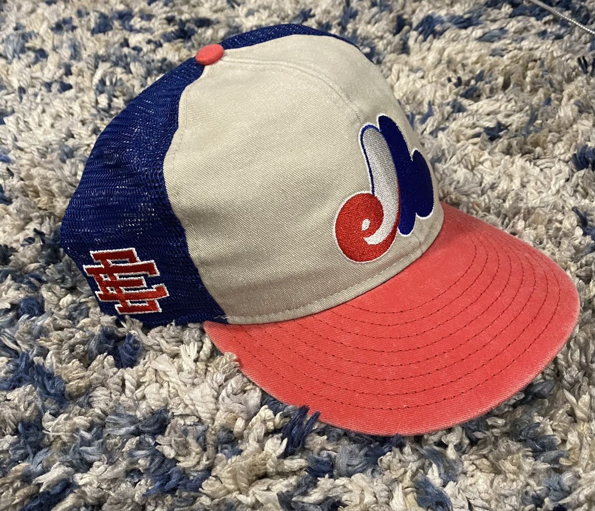 x Eric Emanuel MONTREAL EXPOS TRUCKER HAT Beige – Bodega