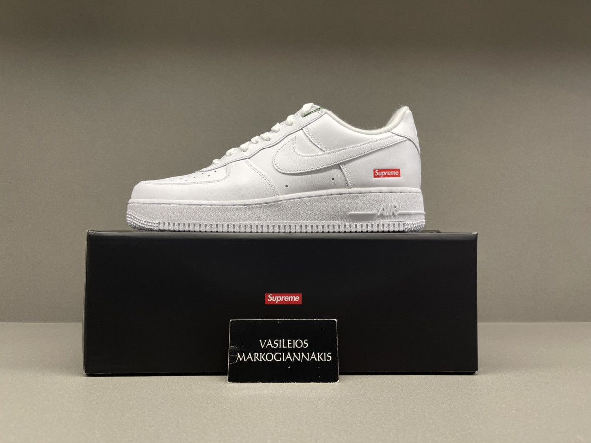 Nike × Supreme Air Force 1 Low White Size US 8.5 / EU 41-42 - 1 Thumbnail
