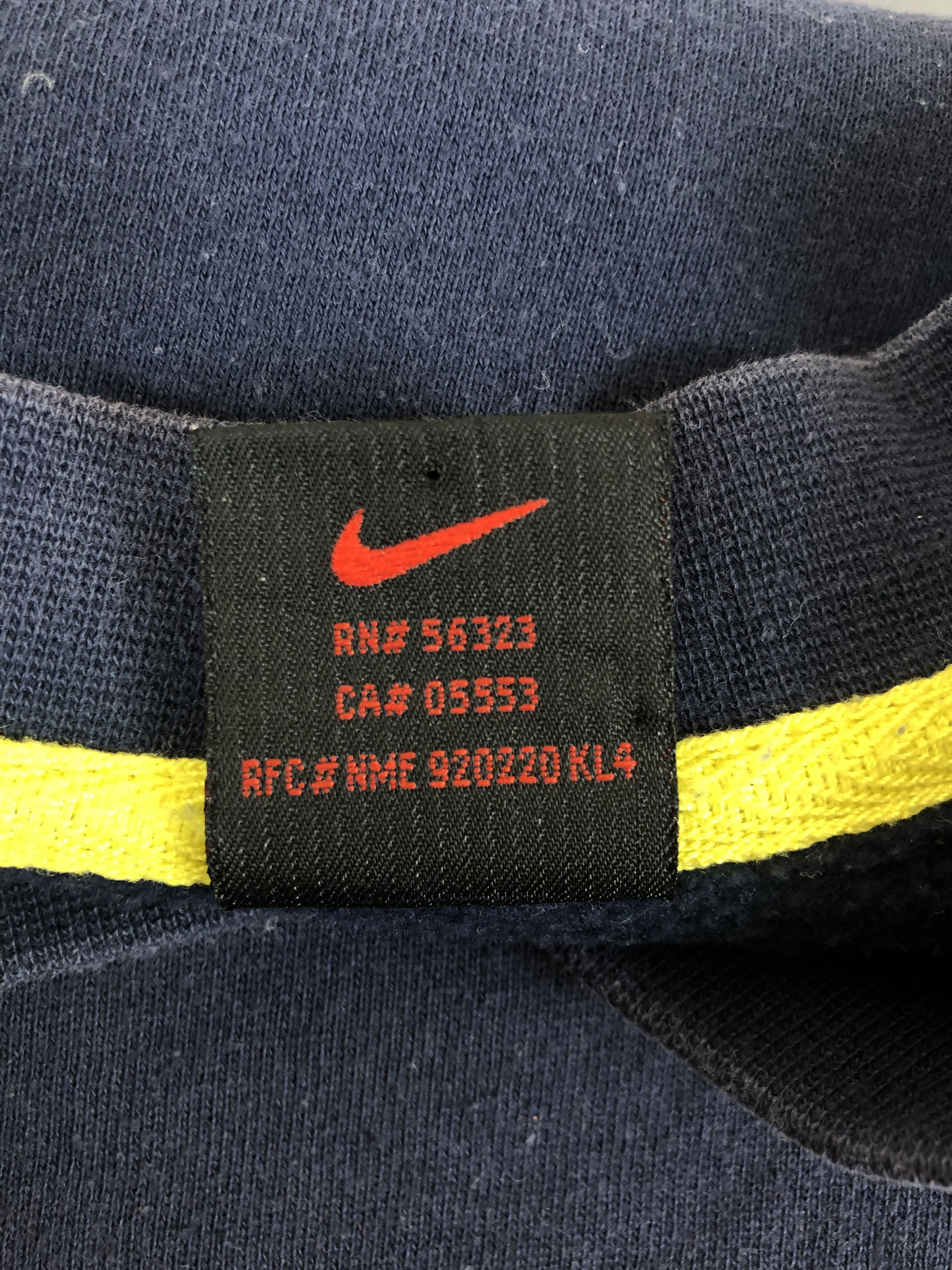 Nike Vintage 90s Nike Center Swoosh Big Logo sweatshirts Size US XL / EU 56 / 4 - 9 Thumbnail