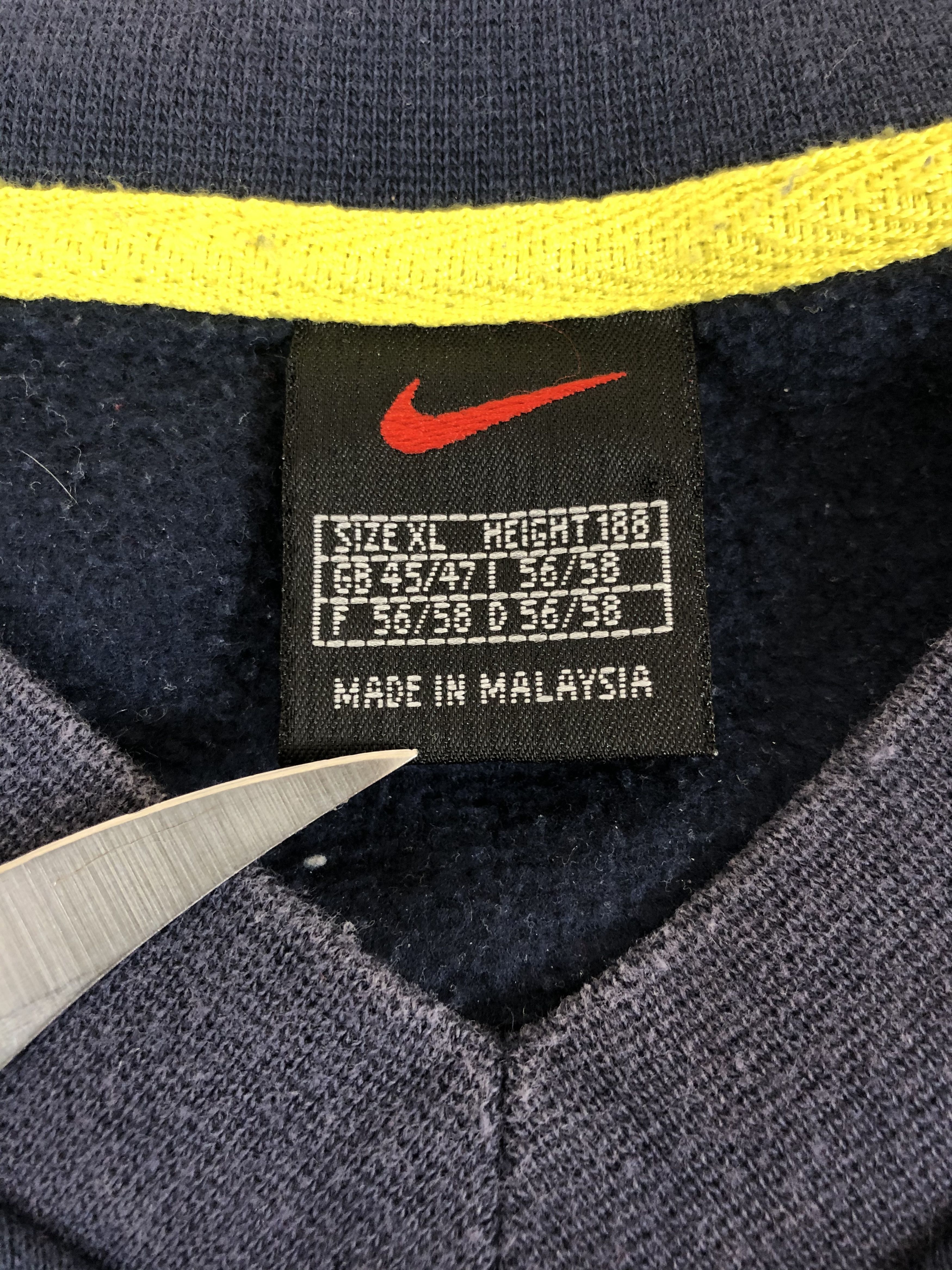 Nike Vintage 90s Nike Center Swoosh Big Logo sweatshirts Size US XL / EU 56 / 4 - 8 Thumbnail