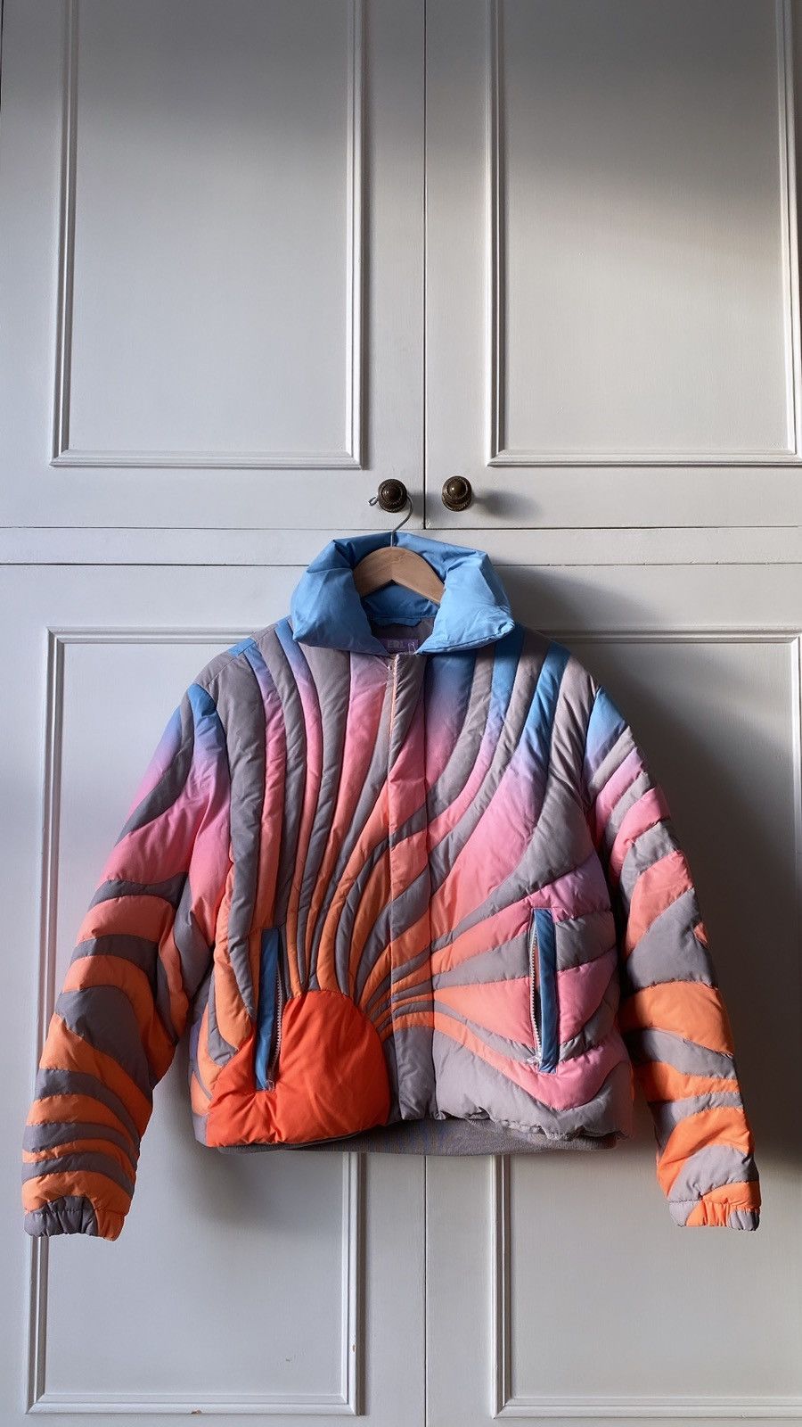 ERL ERL BRAND NEW SUN BOMBER | Grailed