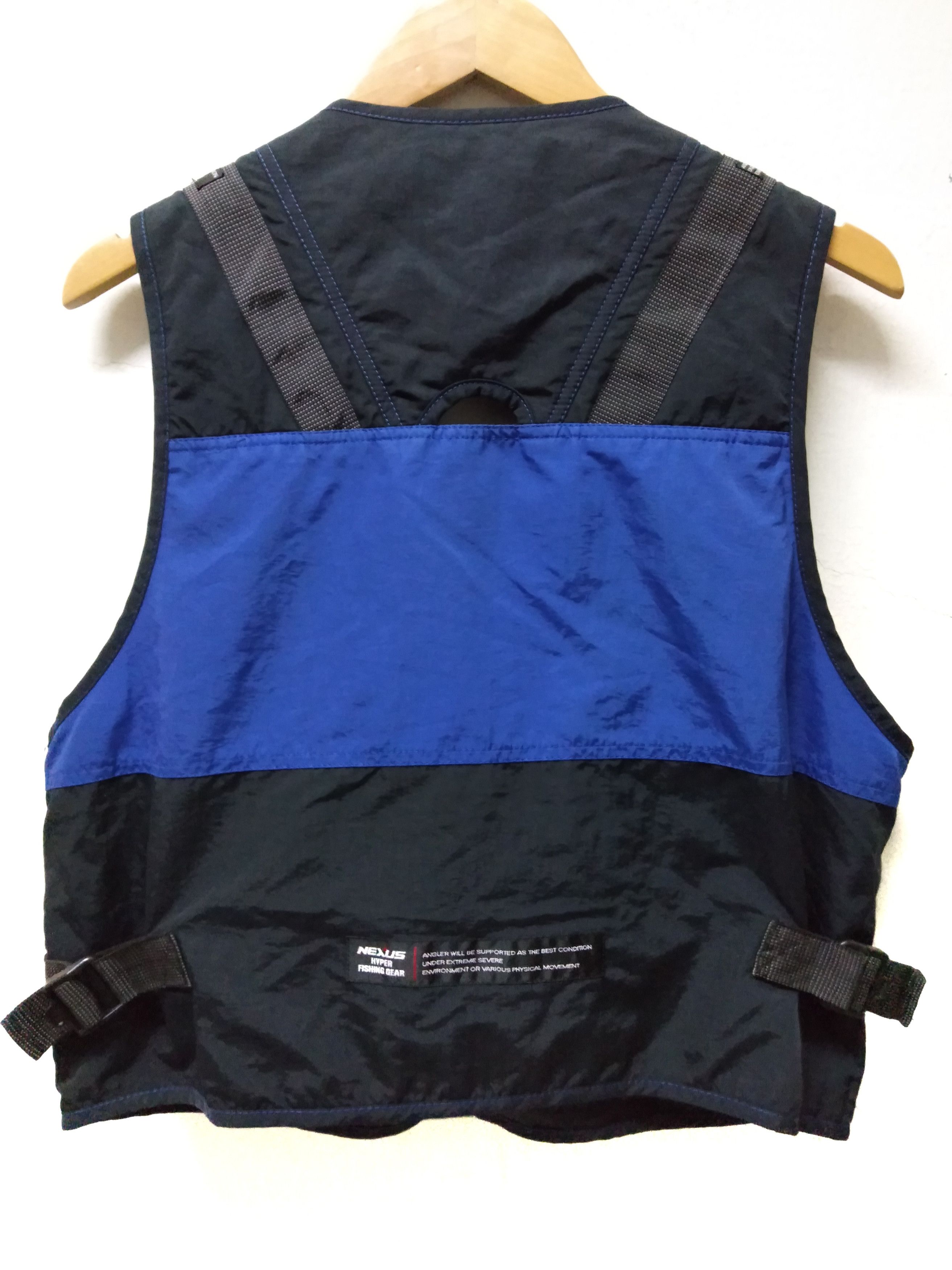 Japanese Brand Shimano fishing vest Size US S / EU 44-46 / 1 - 2 Thumbnail