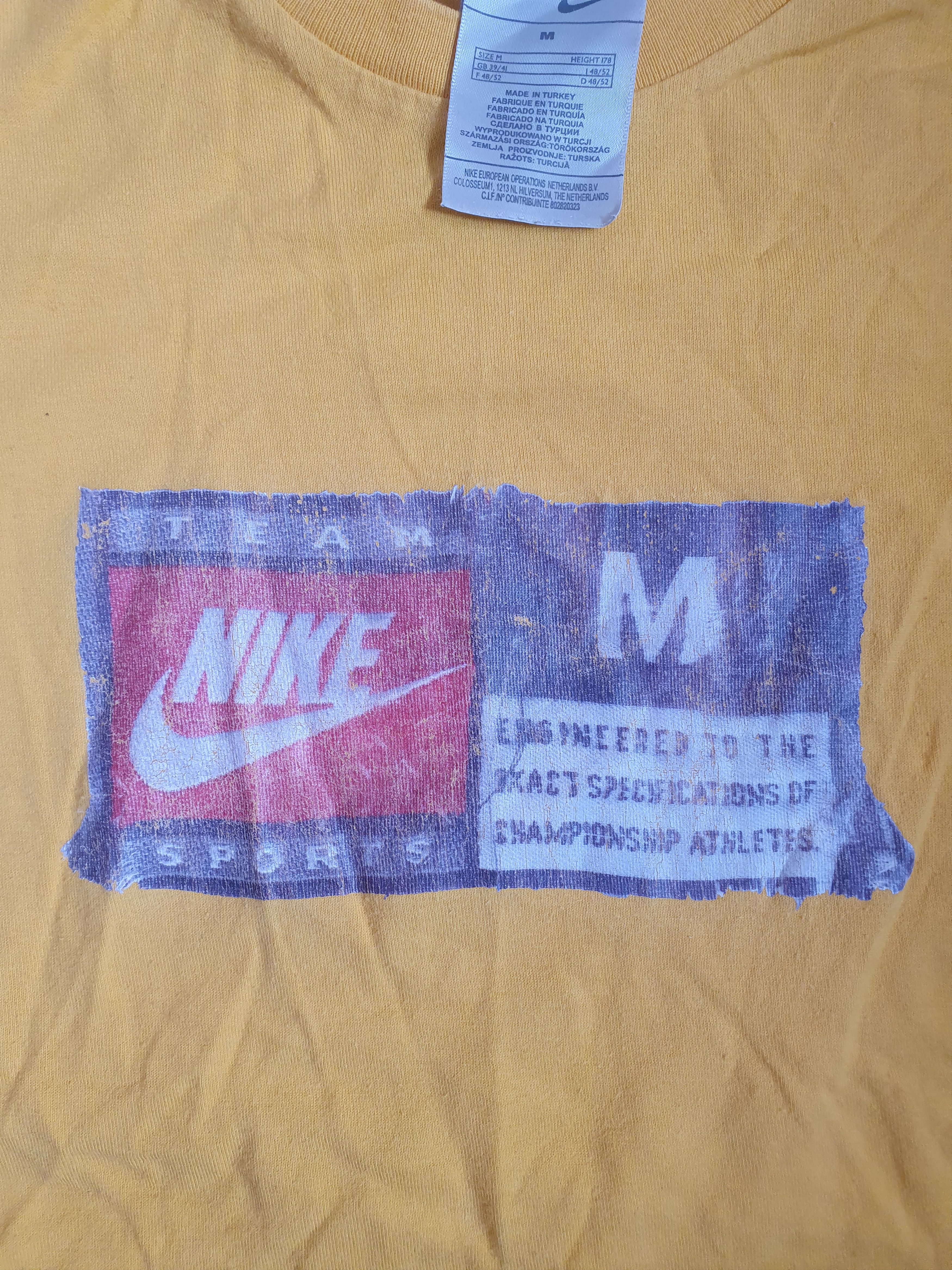 Nike Nike team sport tag print SWAG t-shirt,sz M Size US M / EU 48-50 / 2 - 5 Thumbnail