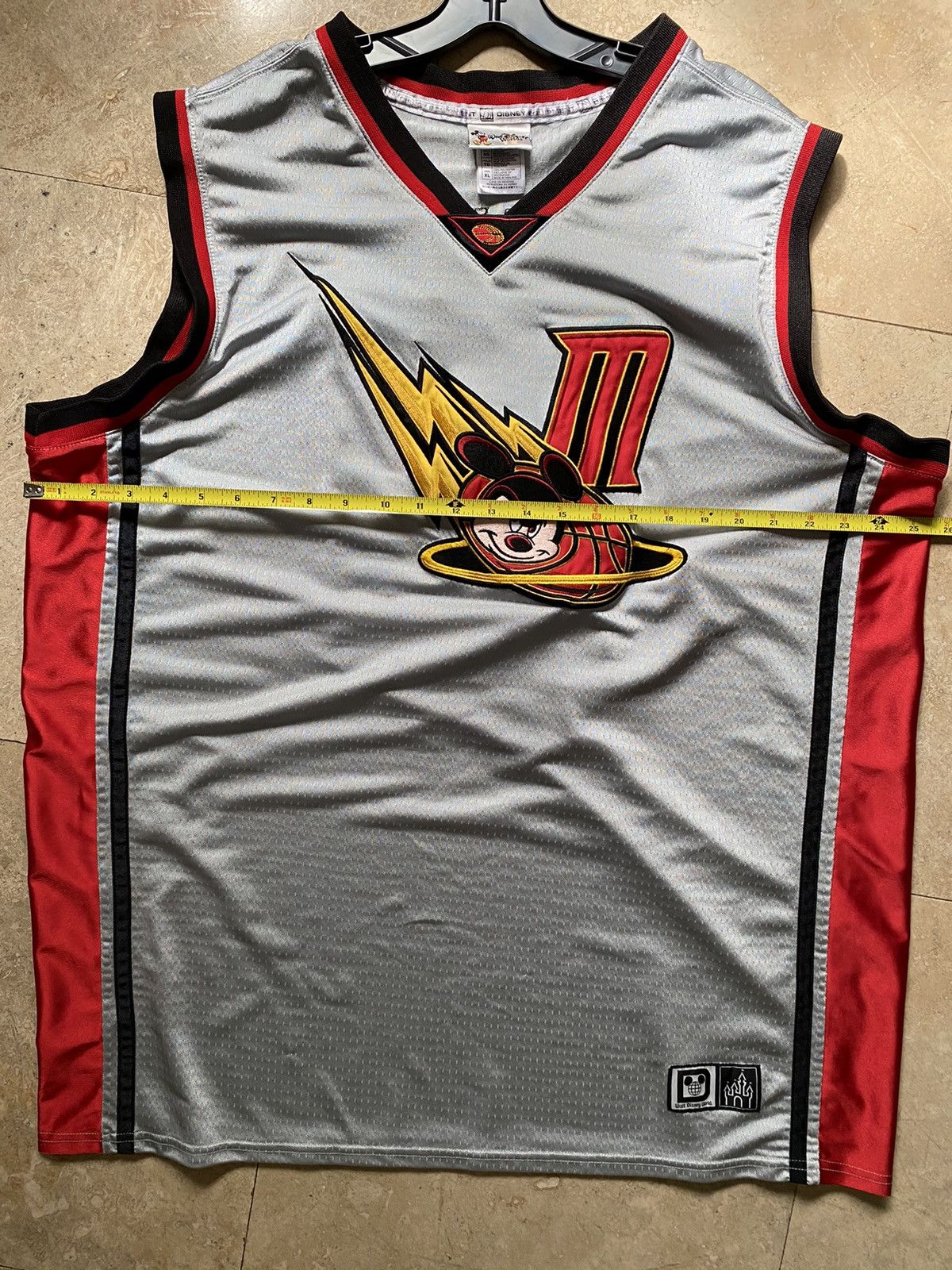 Mickey Mouse Walt Disney World Mickey Mouse Basketball Jersey #28 Size US XL / EU 56 / 4 - 12 Thumbnail