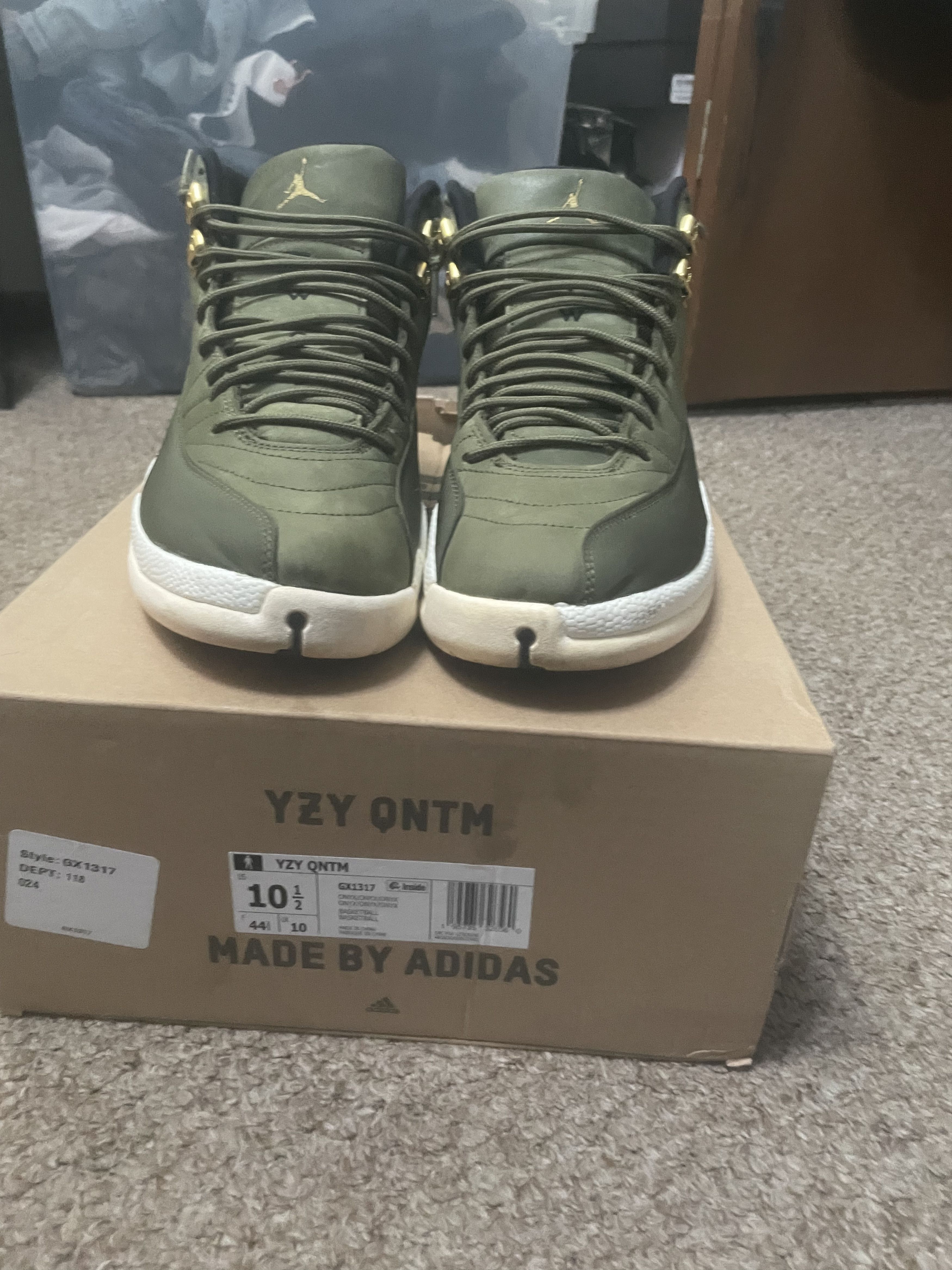 Jordan Brand Jordan 12 Class Of 2003 Size US 11.5 / EU 44-45 - 1 Thumbnail