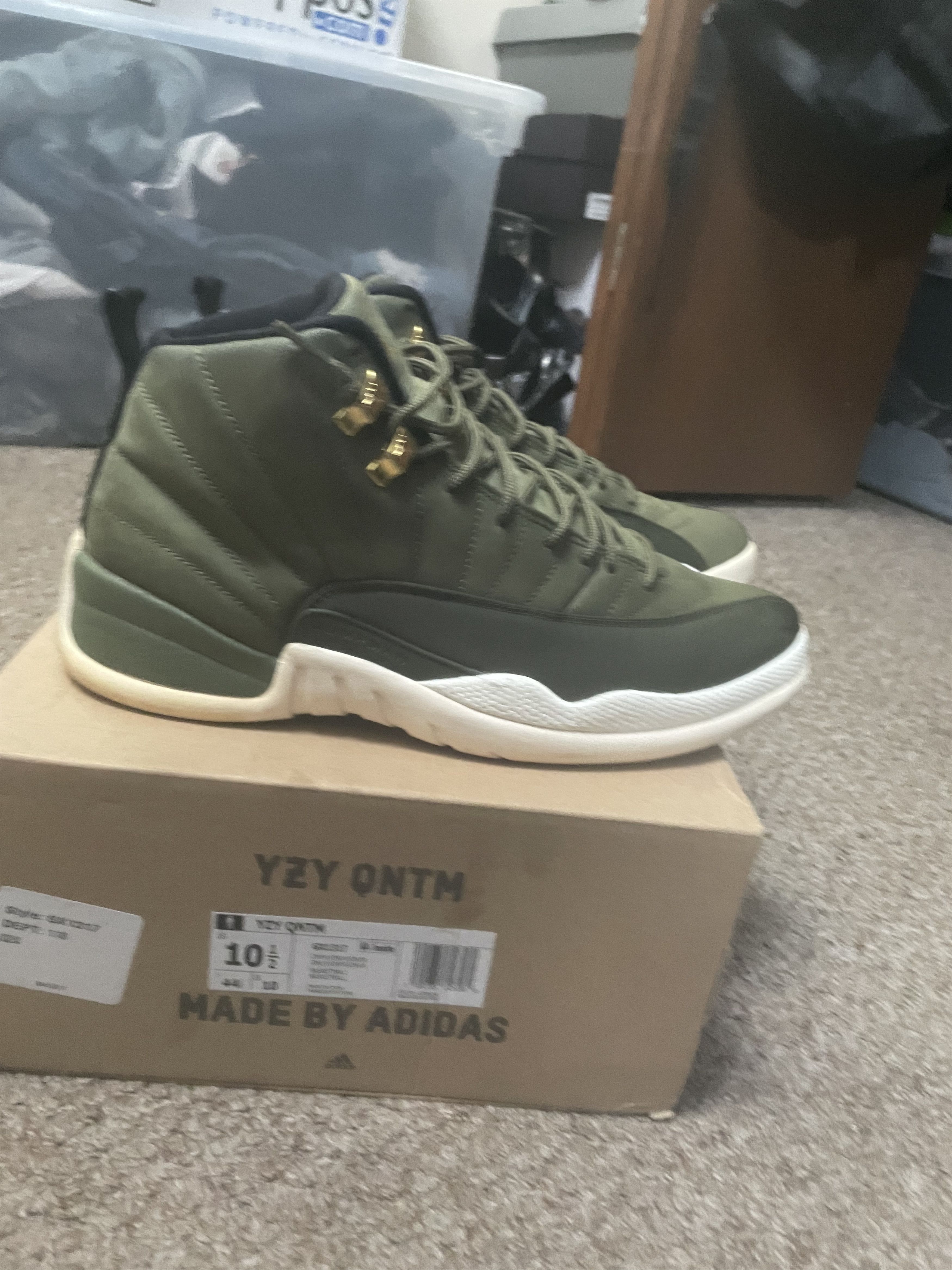 Jordan Brand Jordan 12 Class Of 2003 Size US 11.5 / EU 44-45 - 4 Thumbnail