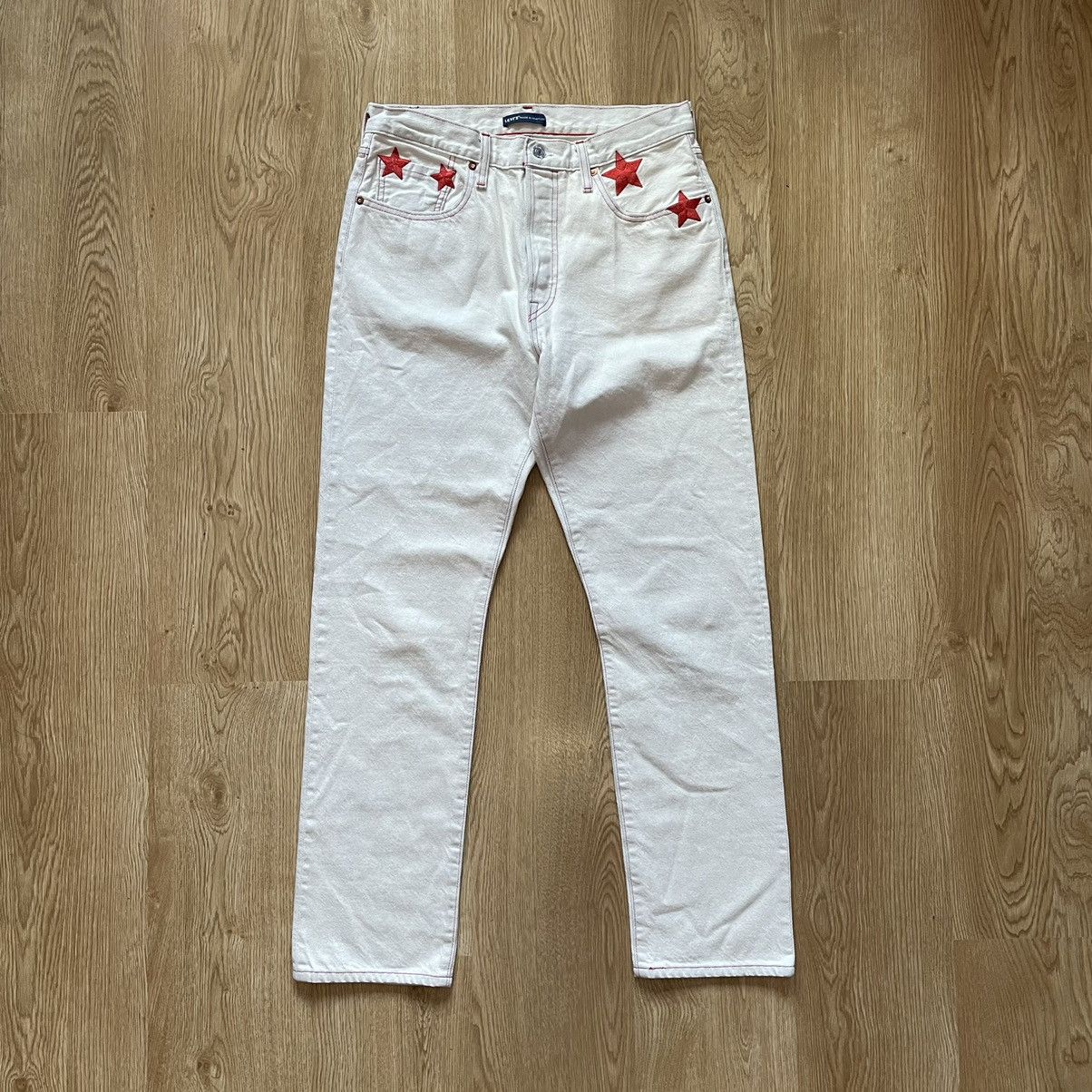 Levi's Rare Levis 501 Embroidered Stars Milk Cream White Jeans Pant Size US 30 / EU 46 - 2 Thumbnail