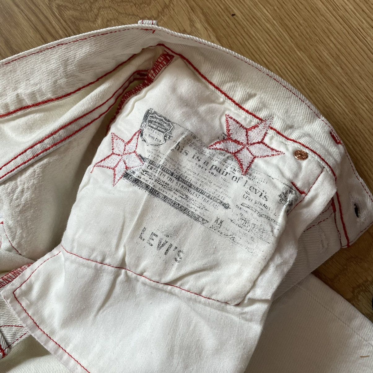 Levi's Rare Levis 501 Embroidered Stars Milk Cream White Jeans Pant Size US 30 / EU 46 - 14 Thumbnail