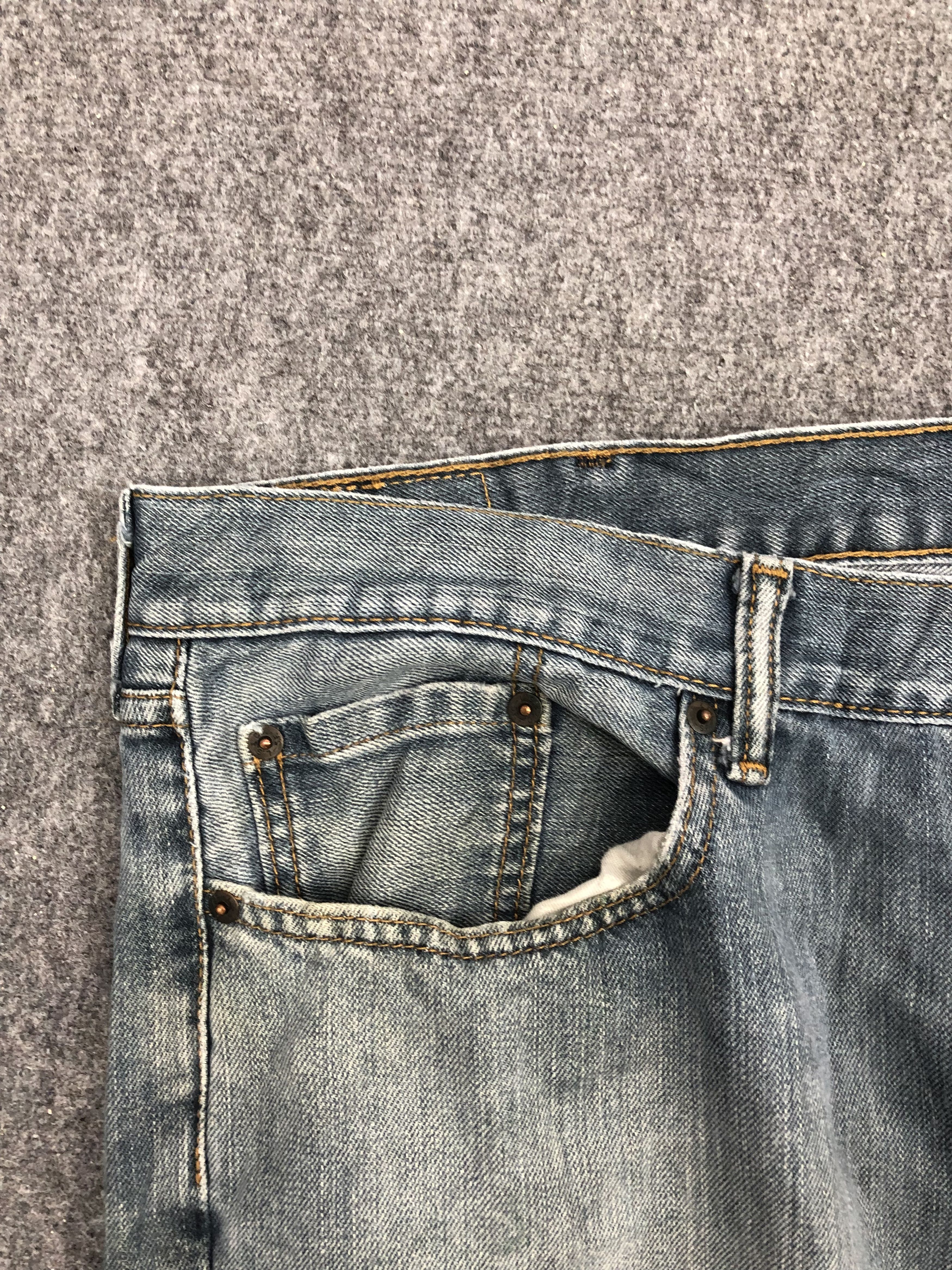 Levi's Vintage Levis 559 Sun Faded Denim DP1309 Size US 42 / EU 58 - 9 Thumbnail