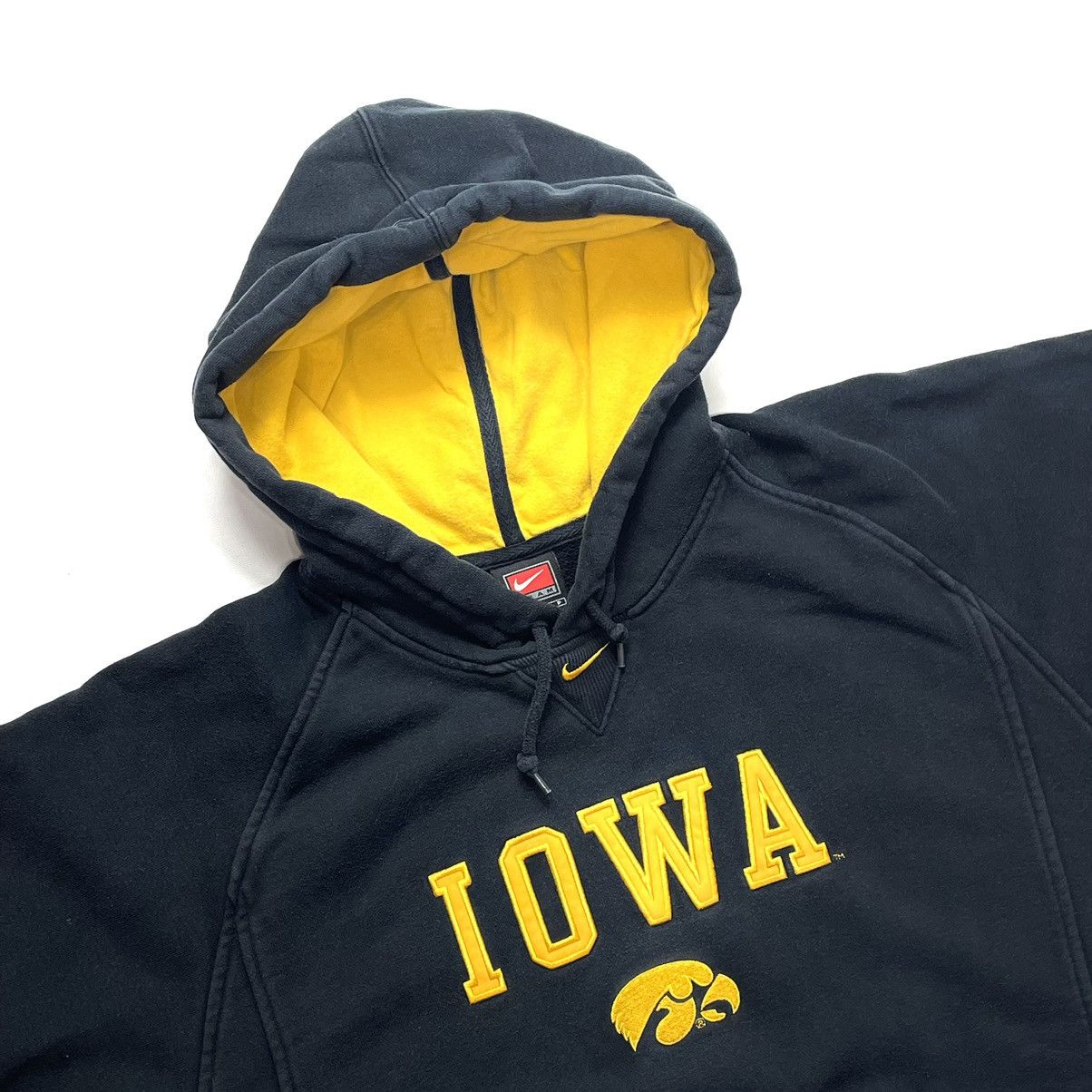 Nike × Vintage 90’s Iowa Hawkeye Nike Center Swoosh Hoodie Baggy Fit Size US S / EU 44-46 / 1 - 1 Thumbnail