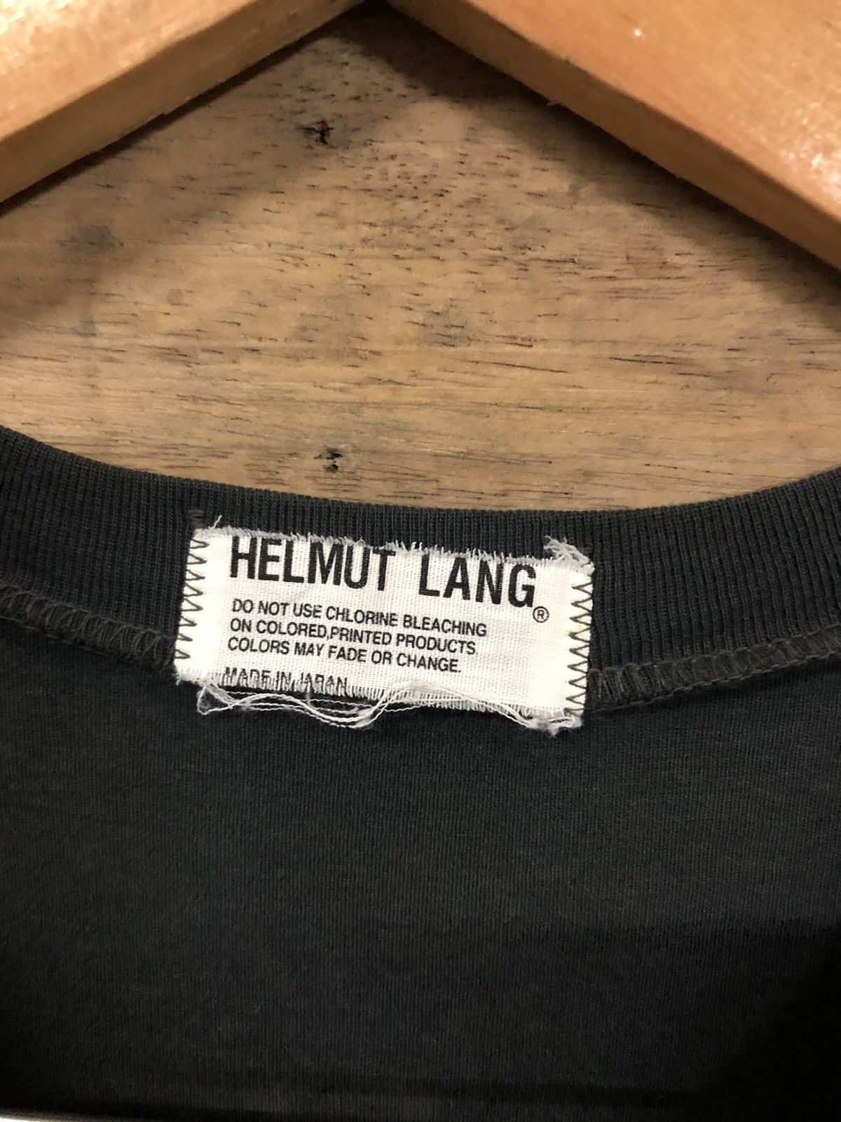 Helmut Lang Vintage Helmut Lang V collar Strech Tshirt Size US S / EU 44-46 / 1 - 9 Thumbnail