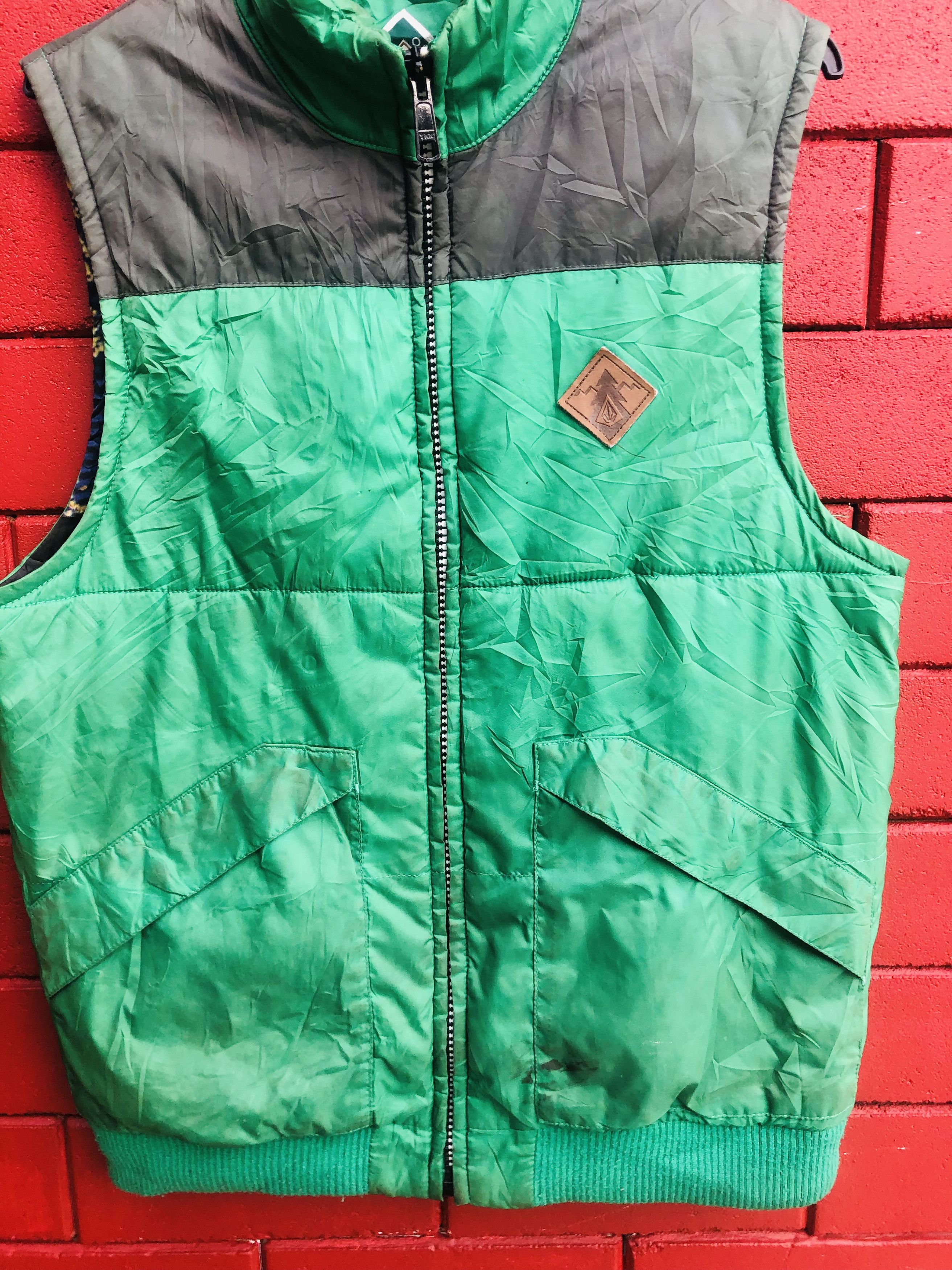 Volcom Vintage Volcom Skateboarding Streetwear Fashion Style Vest Size US L / EU 52-54 / 3 - 4 Thumbnail