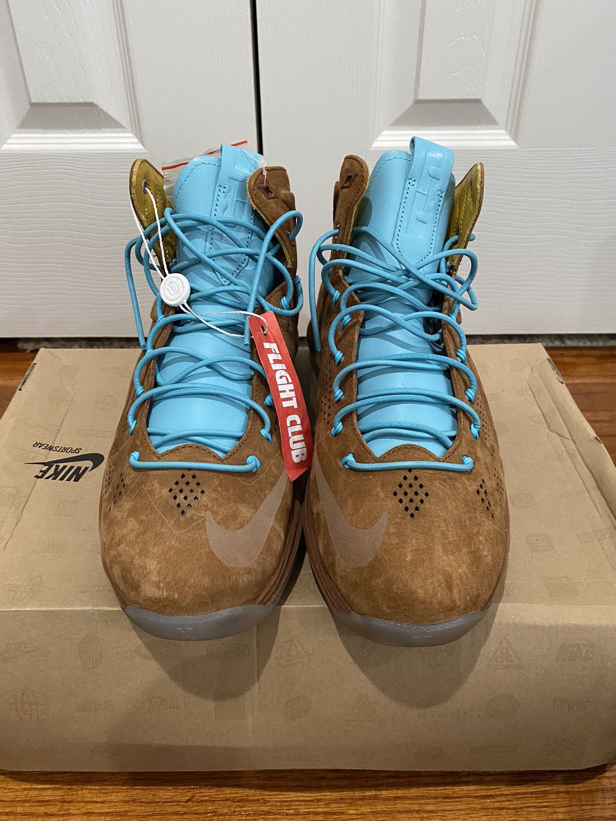 Nike LeBron 10 EXT QS Hazelnut 2013 Size US 9.5 / EU 42-43 - 1 Thumbnail