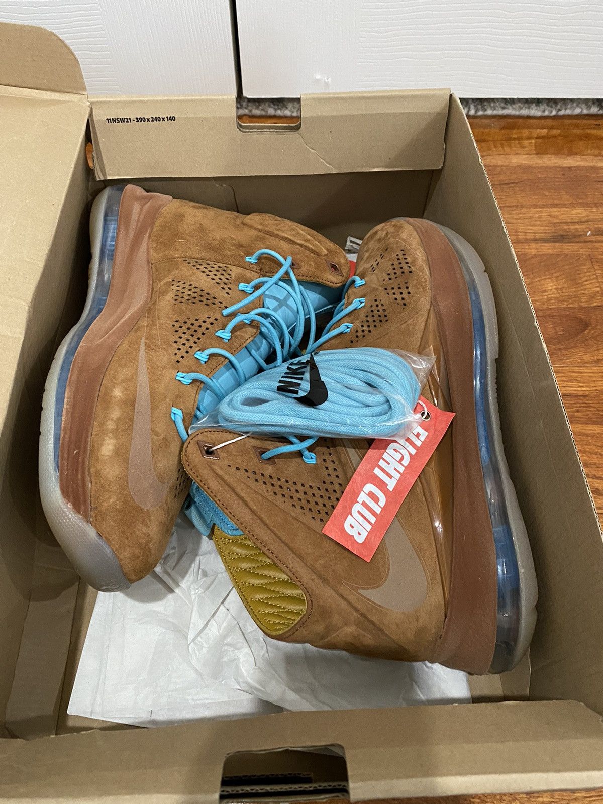 Nike LeBron 10 EXT QS Hazelnut 2013 Size US 9.5 / EU 42-43 - 5 Thumbnail