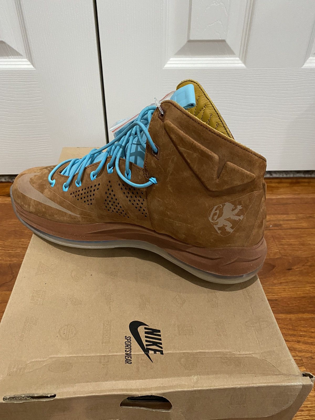 Nike LeBron 10 EXT QS Hazelnut 2013 Size US 9.5 / EU 42-43 - 7 Thumbnail