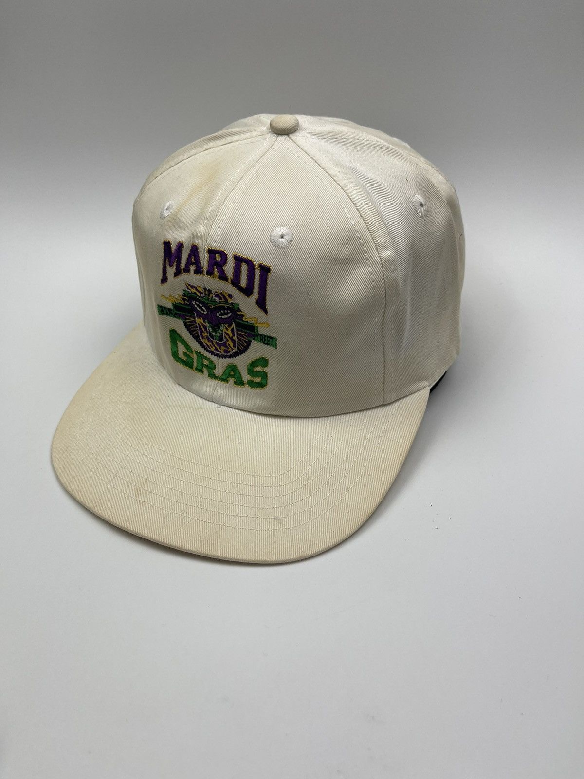 Other Vintage Mardi Gras hat (there is a yellowish effect) Size ONE SIZE - 3 Thumbnail