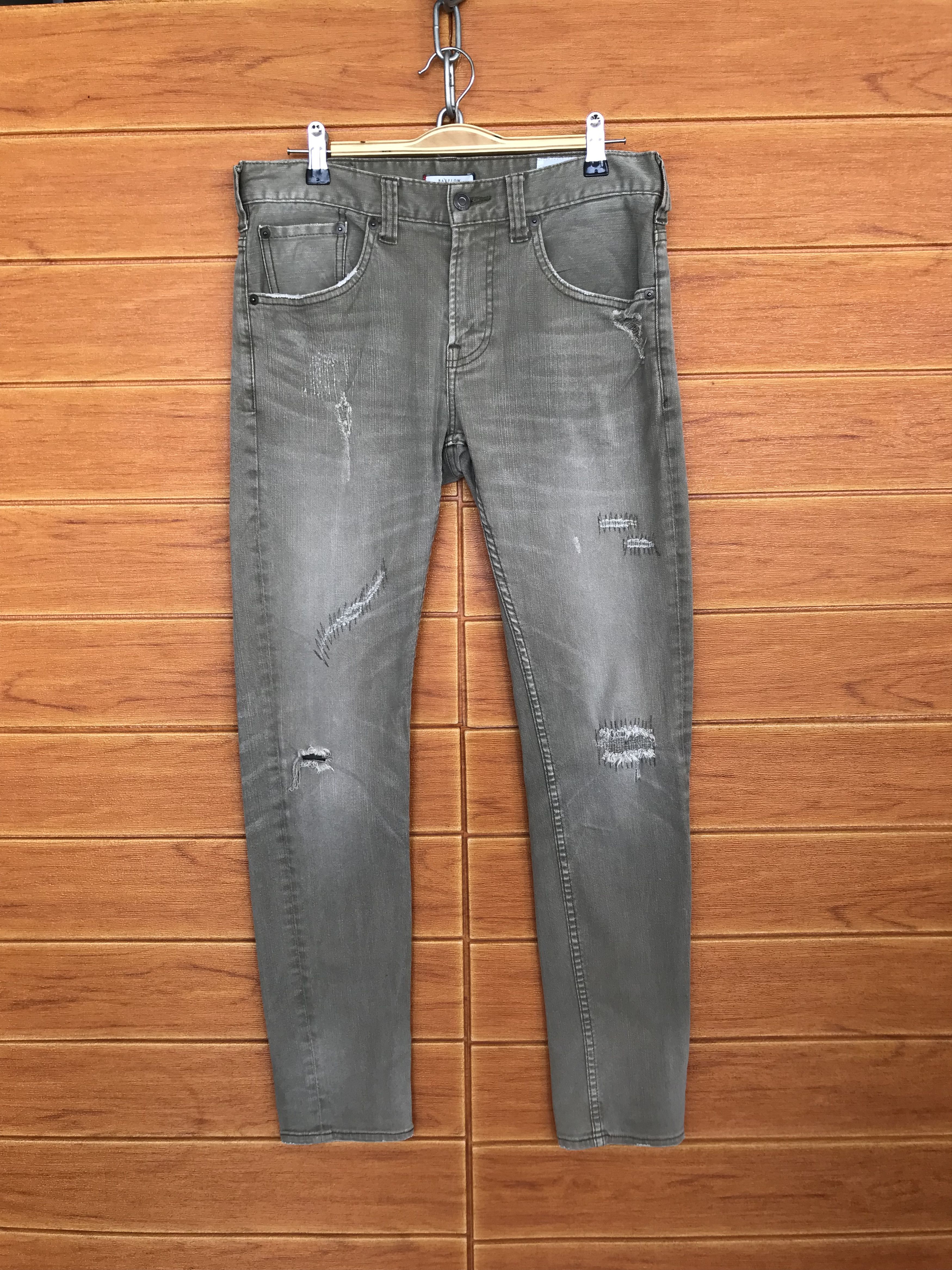 Comme des Garcons × Undercover Bayflow Slim Distressed Denim Jeans Size US 30 / EU 46 - 1 Thumbnail