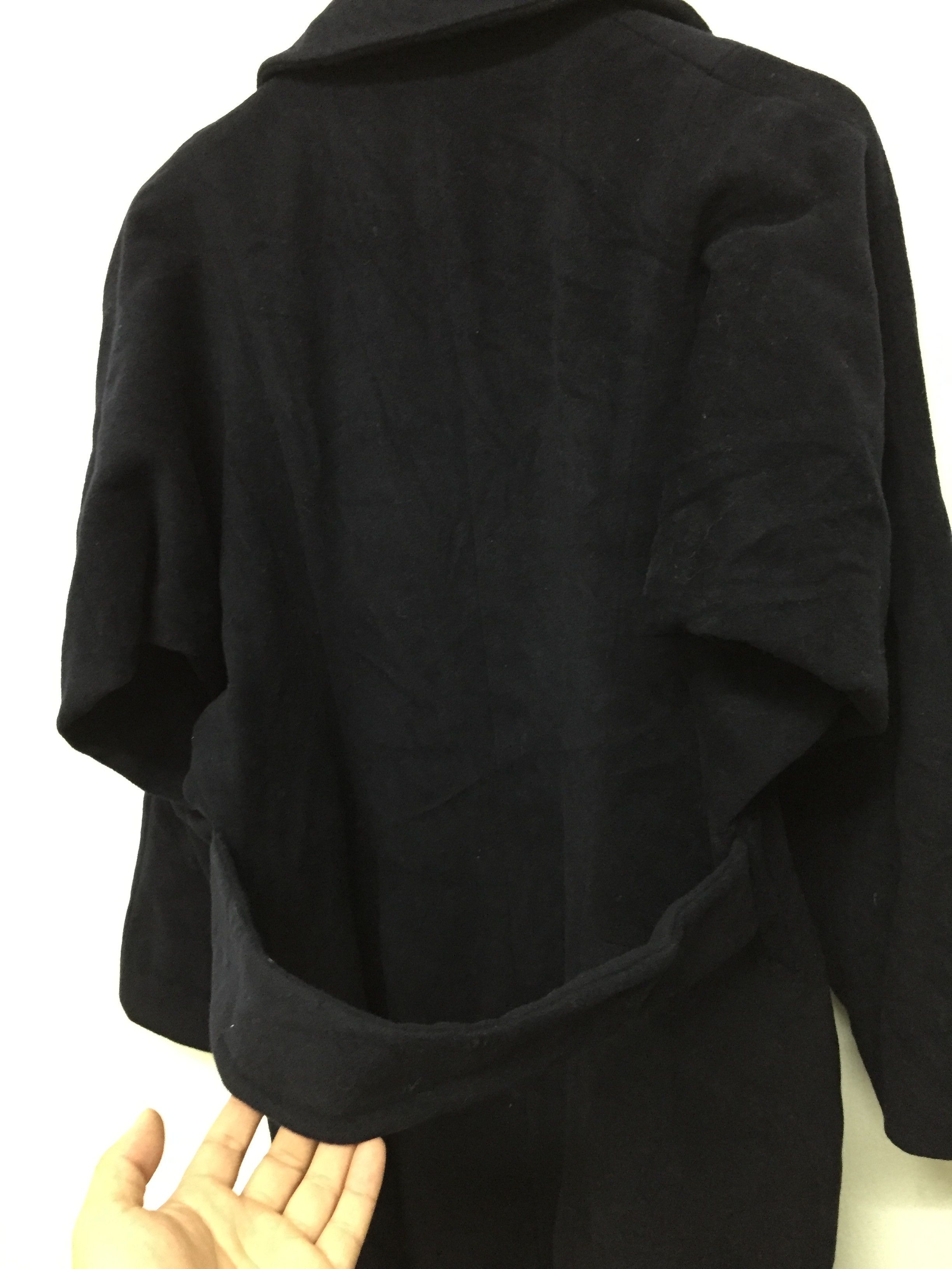 Comme des Garcons AW1993 COMME des GARCONS Rei Kawakubo Heavy Wool trench Size M / US 6-8 / IT 42-44 - 8 Thumbnail