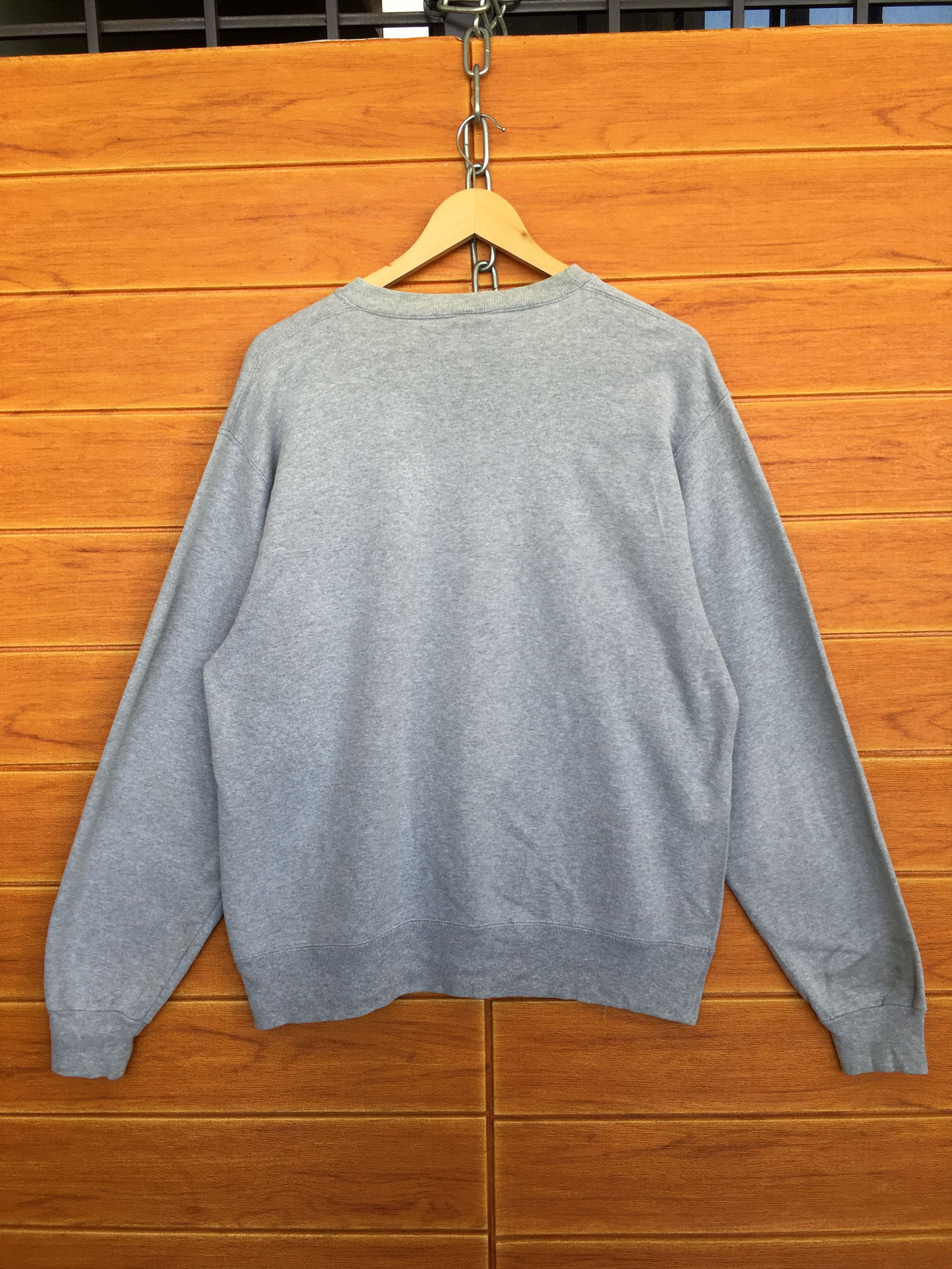 Champion Vintage 90s Champion Small Logo Sweatshirt Size US L / EU 52-54 / 3 - 8 Thumbnail