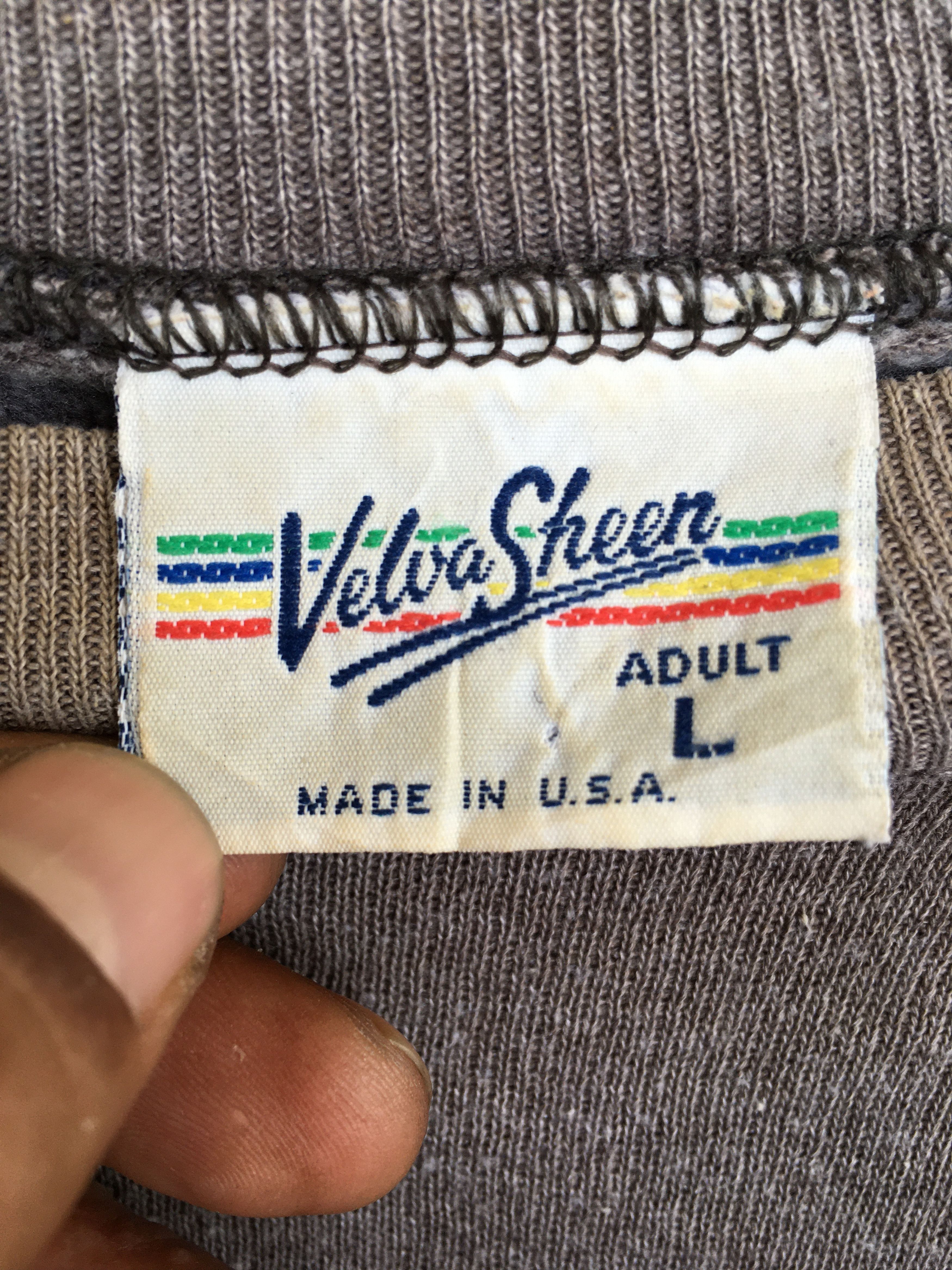 Velva Sheen Vintage 90s Mickey Mouse California Portrait Sweatshirt Size US L / EU 52-54 / 3 - 7 Thumbnail