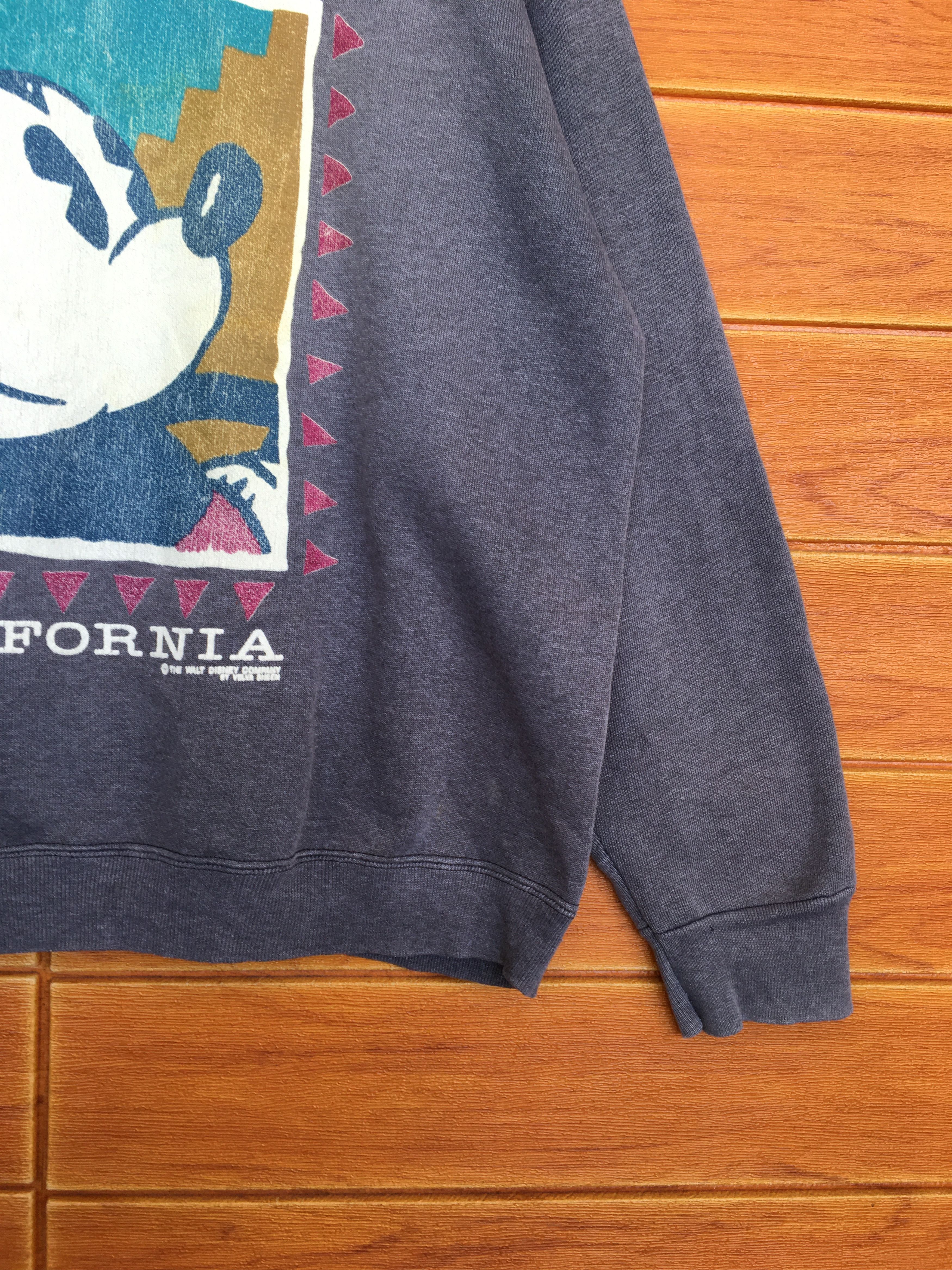 Velva Sheen Vintage 90s Mickey Mouse California Portrait Sweatshirt Size US L / EU 52-54 / 3 - 6 Thumbnail