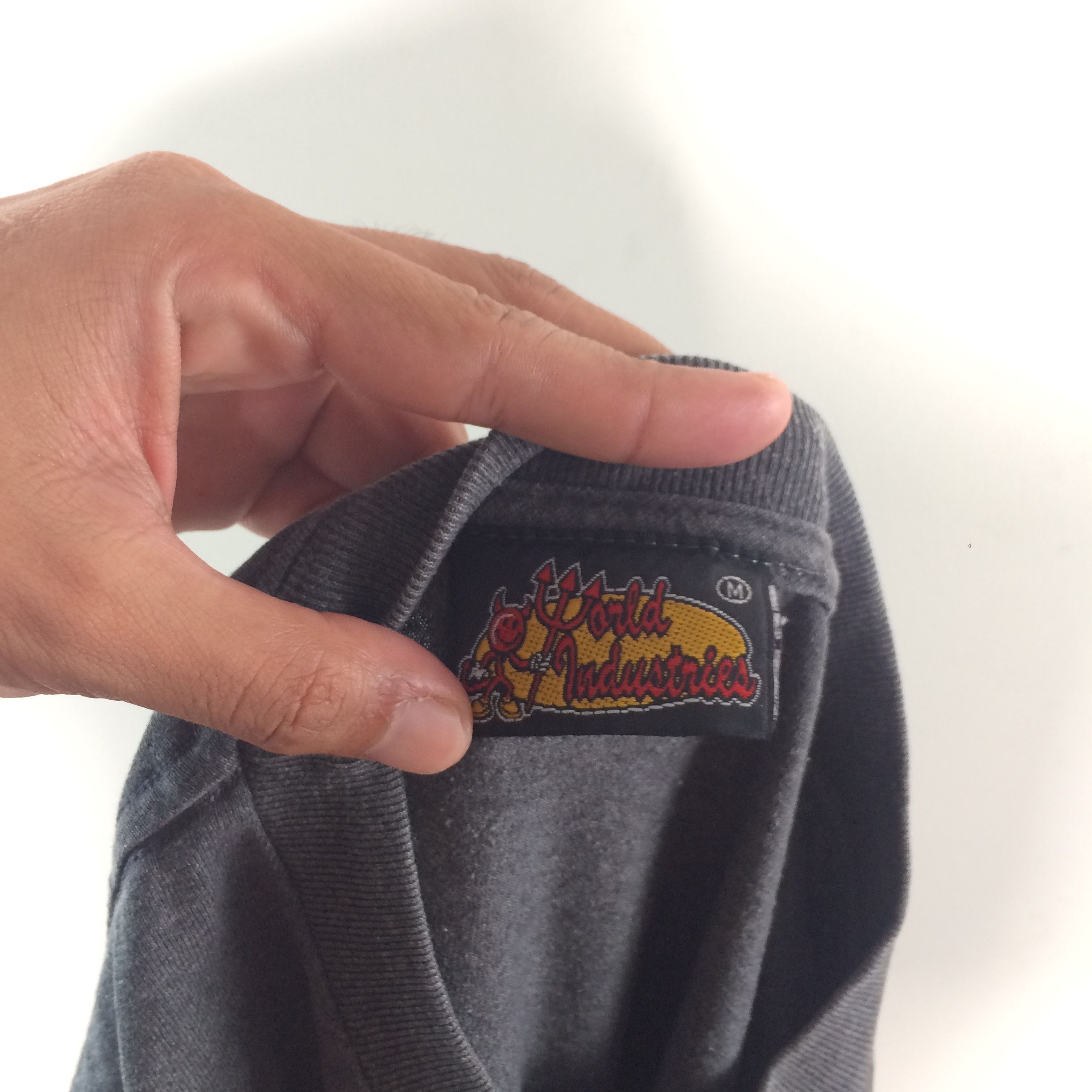 Vintage Vintage 90's World Industries Skateboard Tee Size US M / EU 48-50 / 2 - 6 Thumbnail