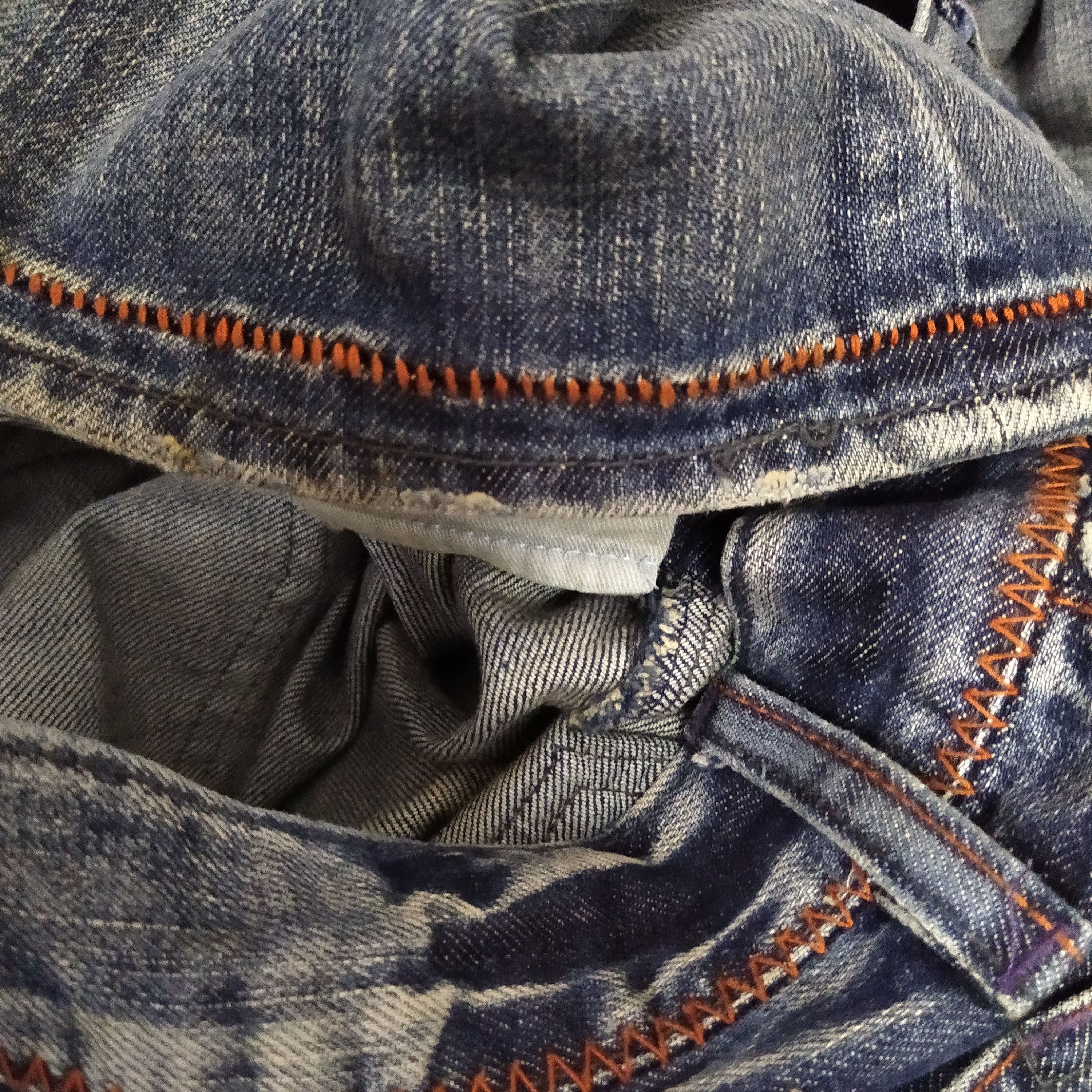 Takeo Kikuchi TAKEO KIKUCHI DENIM DISTRESSED KAPITAL STITCHES (D312) Size US 32 / EU 48 - 9 Thumbnail