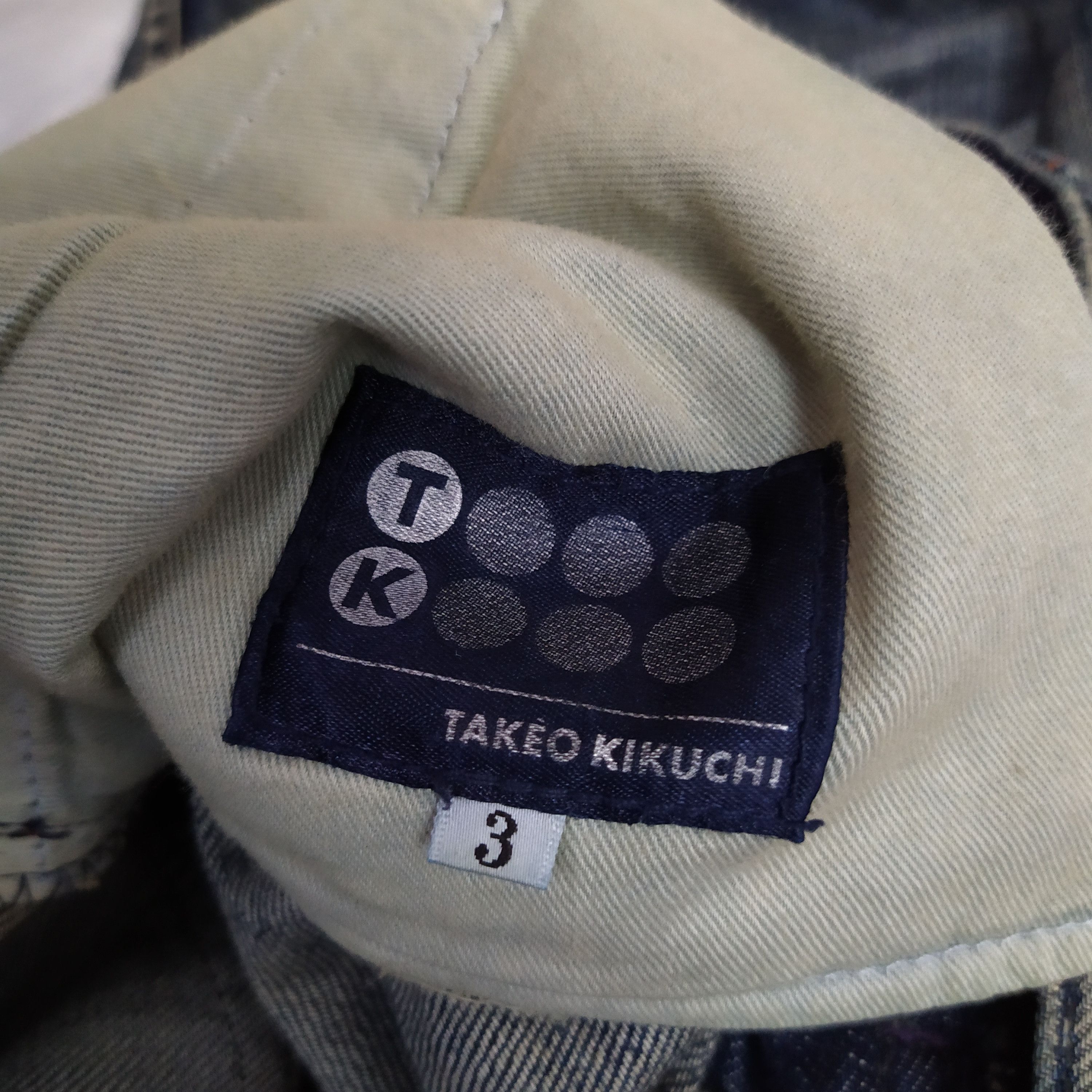 Takeo Kikuchi TAKEO KIKUCHI DENIM DISTRESSED KAPITAL STITCHES (D312) Size US 32 / EU 48 - 8 Thumbnail