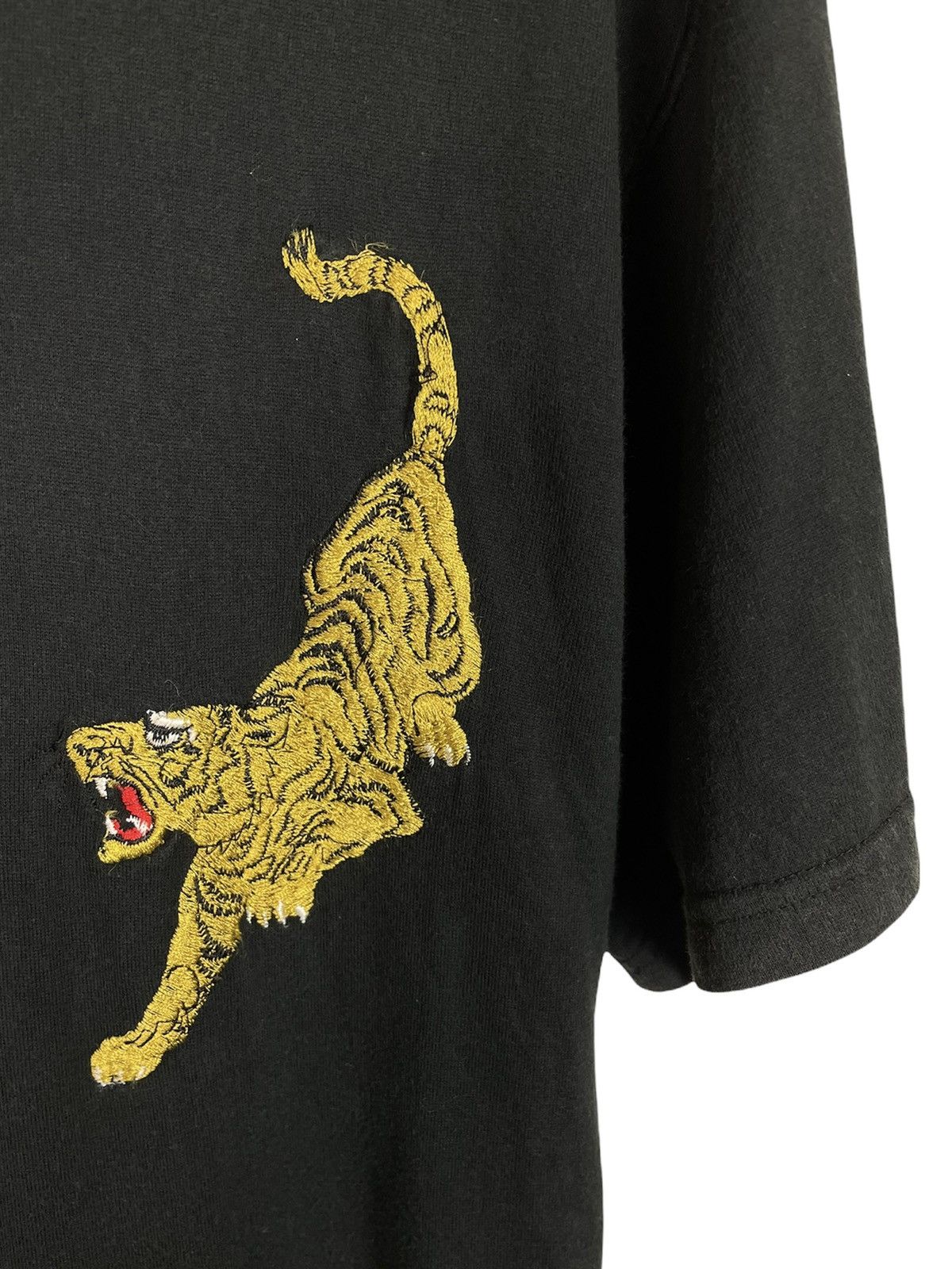 Japanese Brand Japanese Ranka Sukajan Tiger Fuji Embroidery Tee Size US L / EU 52-54 / 3 - 8 Thumbnail