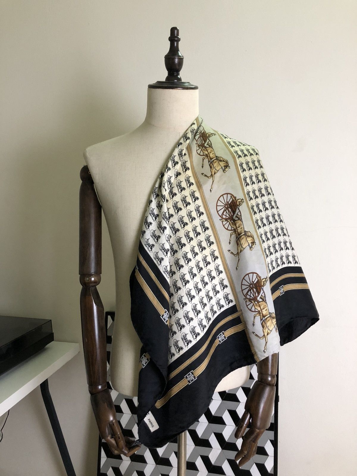 Celine 1990s Celine Large Silk Scarf Size ONE SIZE - 7 Thumbnail