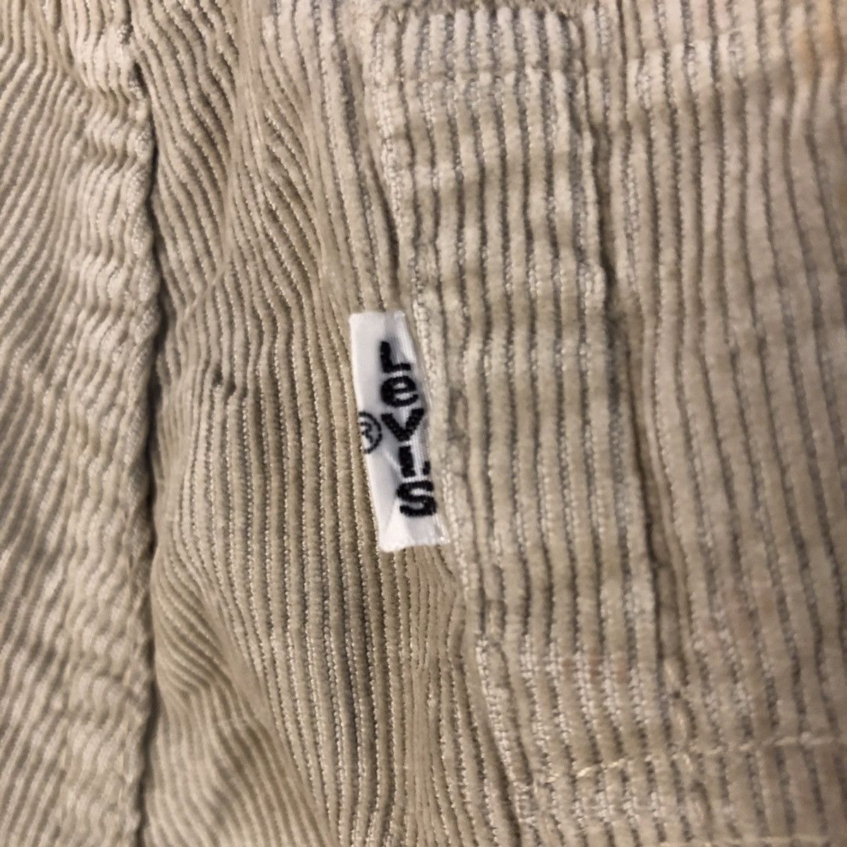 Levi's Steal🔥 Distressed Levi’s Corduroy Denim Size US 34 / EU 50 - 6 Thumbnail