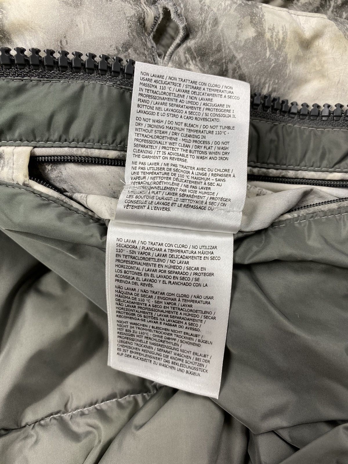 Moncler Moncler Evettes Padded Jacket Size US M / EU 48-50 / 2 - 14 Thumbnail