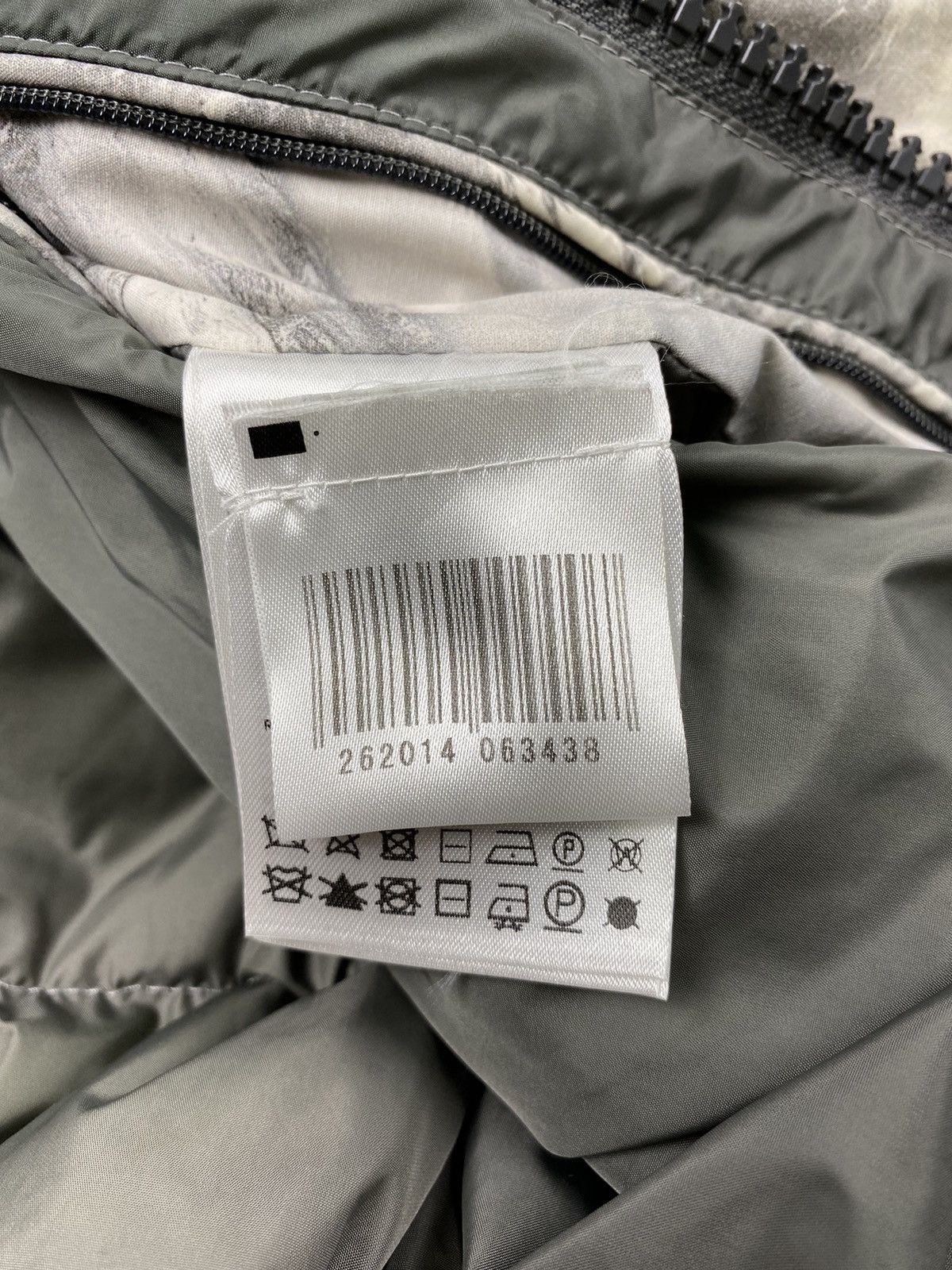 Moncler Moncler Evettes Padded Jacket Size US M / EU 48-50 / 2 - 11 Thumbnail