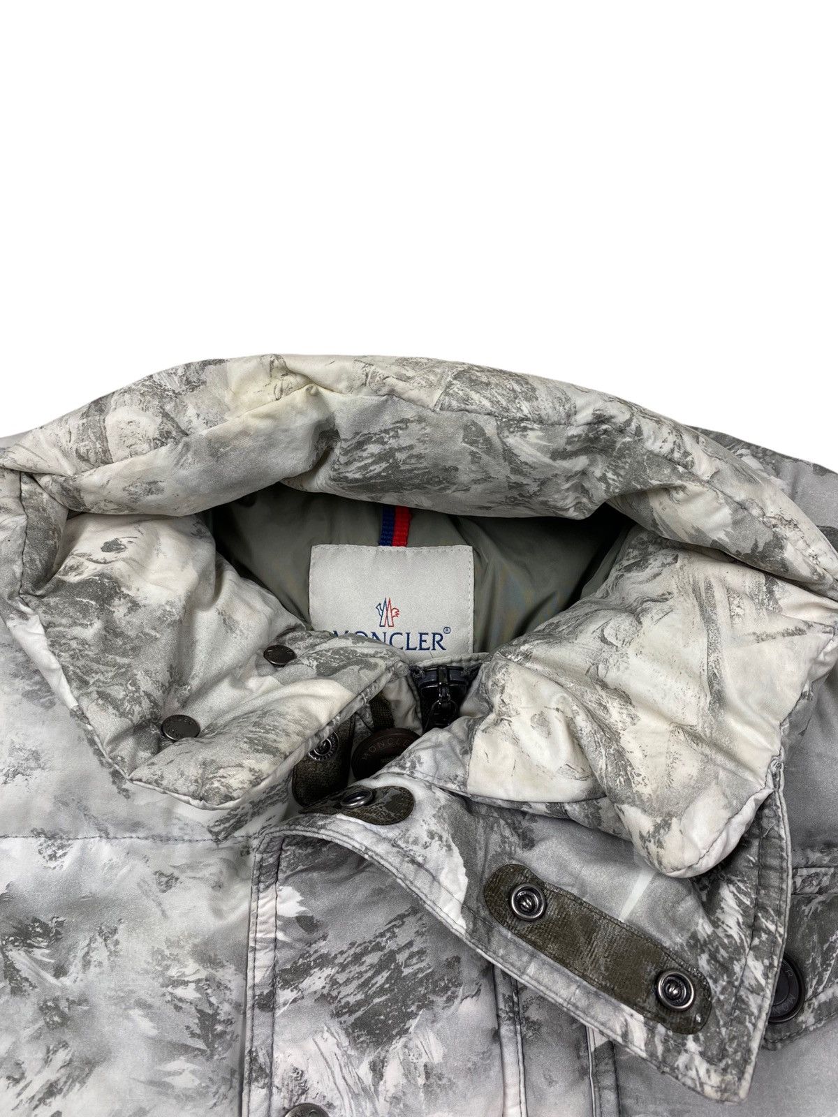 Moncler Moncler Evettes Padded Jacket Size US M / EU 48-50 / 2 - 21 Thumbnail