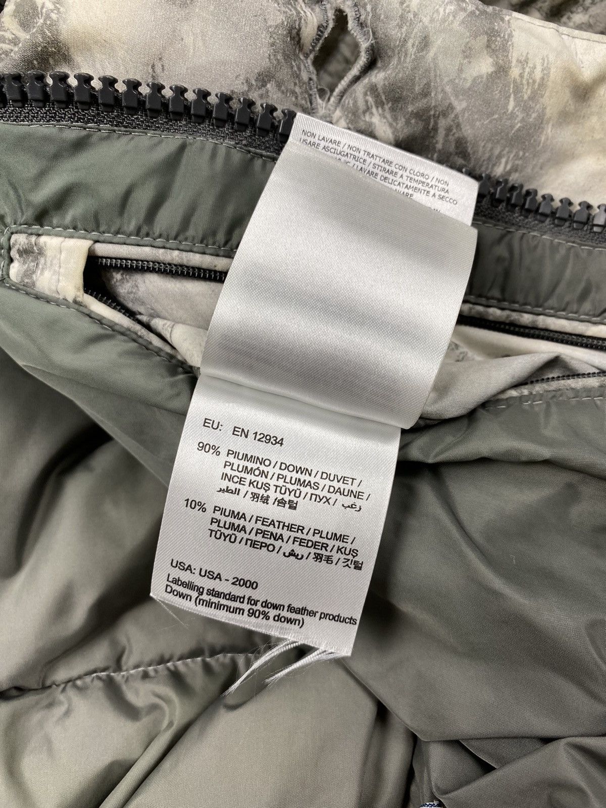 Moncler Moncler Evettes Padded Jacket Size US M / EU 48-50 / 2 - 15 Thumbnail