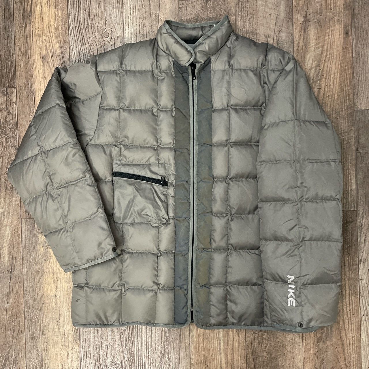 Nike × Vintage Olive Green Vintage Y2K Nike Quilted Puffer Size US XL / EU 56 / 4 - 1 Thumbnail