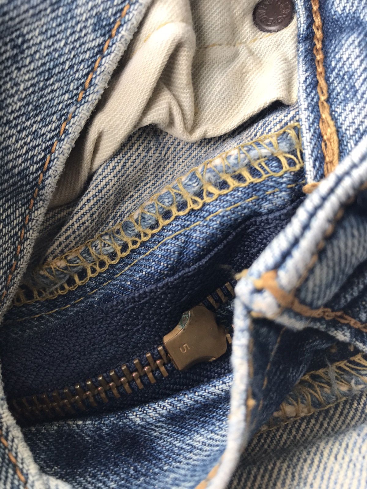 Edwin × Vintage Redline Selvedge Edwin 505 Distressed Denim Light Wash W30 Size US 30 / EU 46 - 9 Thumbnail