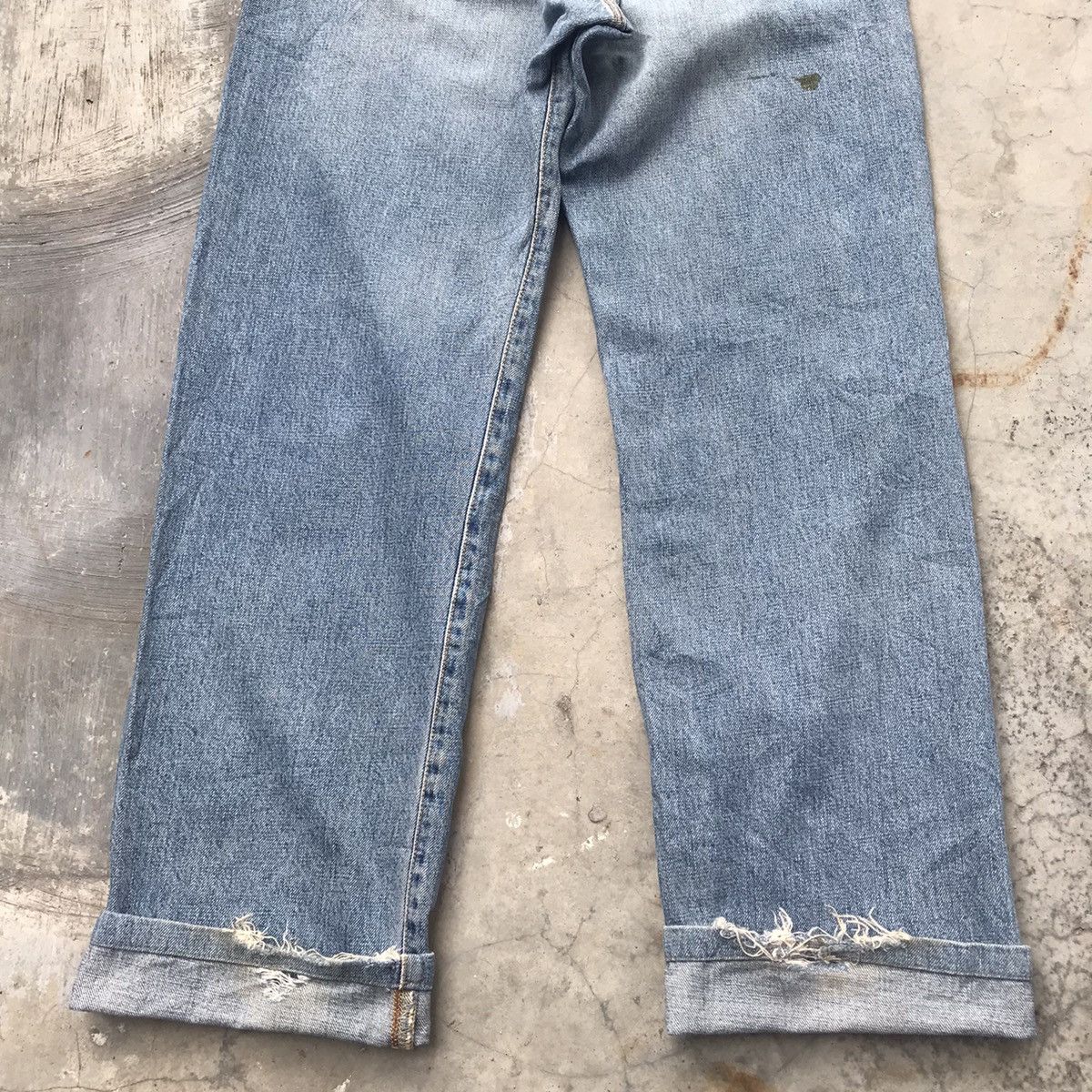 Edwin × Vintage Redline Selvedge Edwin 505 Distressed Denim Light Wash W30 Size US 30 / EU 46 - 13 Thumbnail
