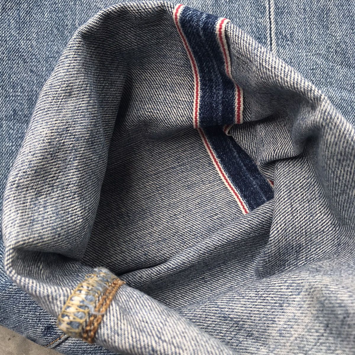 Edwin × Vintage Redline Selvedge Edwin 505 Distressed Denim Light Wash W30 Size US 30 / EU 46 - 11 Thumbnail