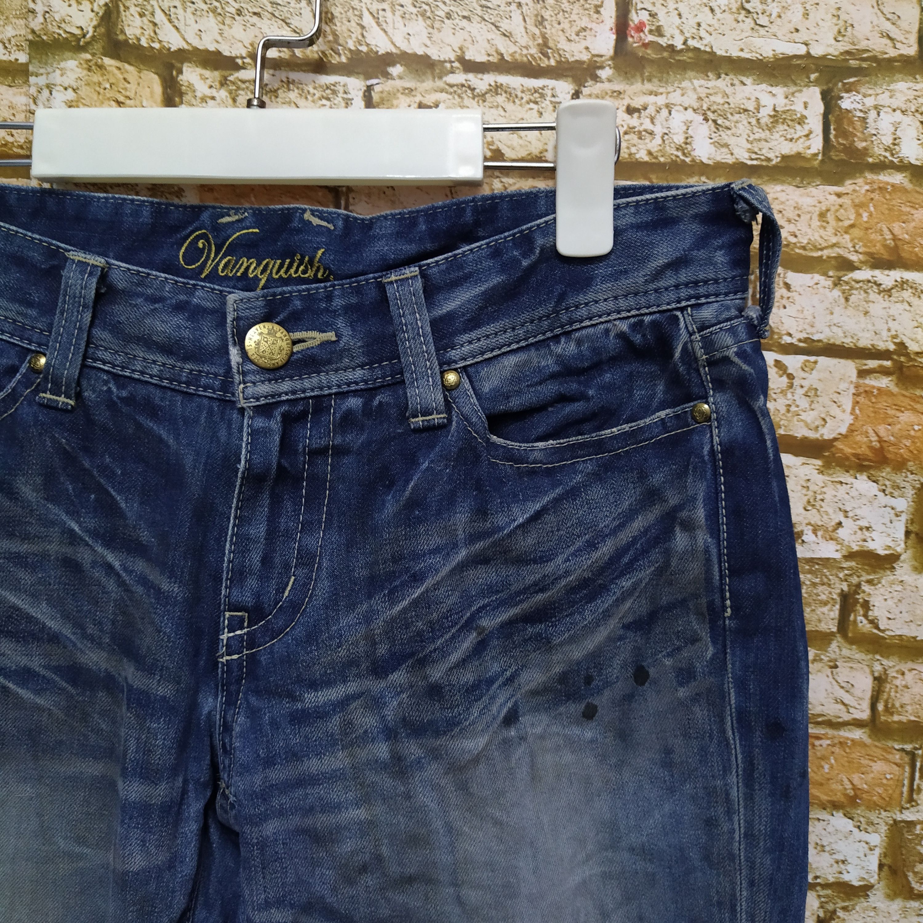 Vanquish VANQUISH GOLD FLARE DISTRESSED DENIM (D316) Size US 33 - 3 Thumbnail