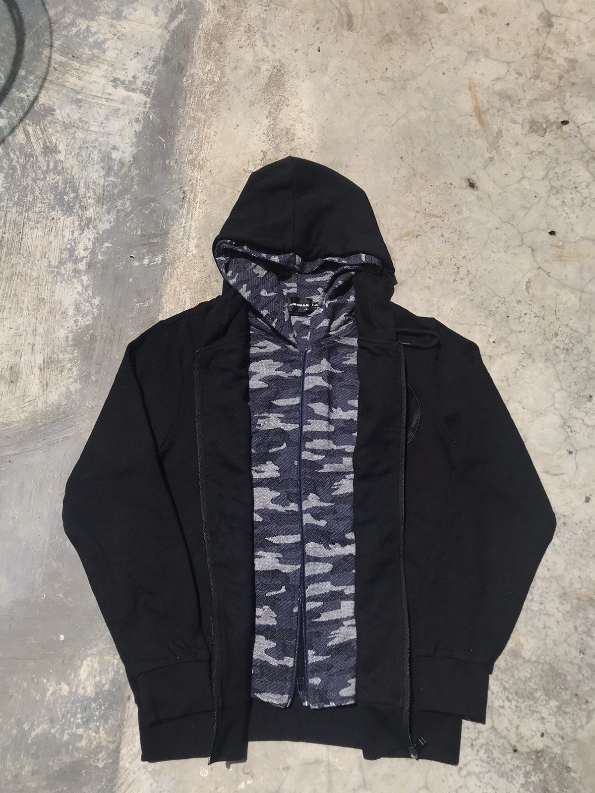 Airwalk Airwalk Embroidered Logo Hoodie Pullover Size US M / EU 48-50 / 2 - 2 Thumbnail