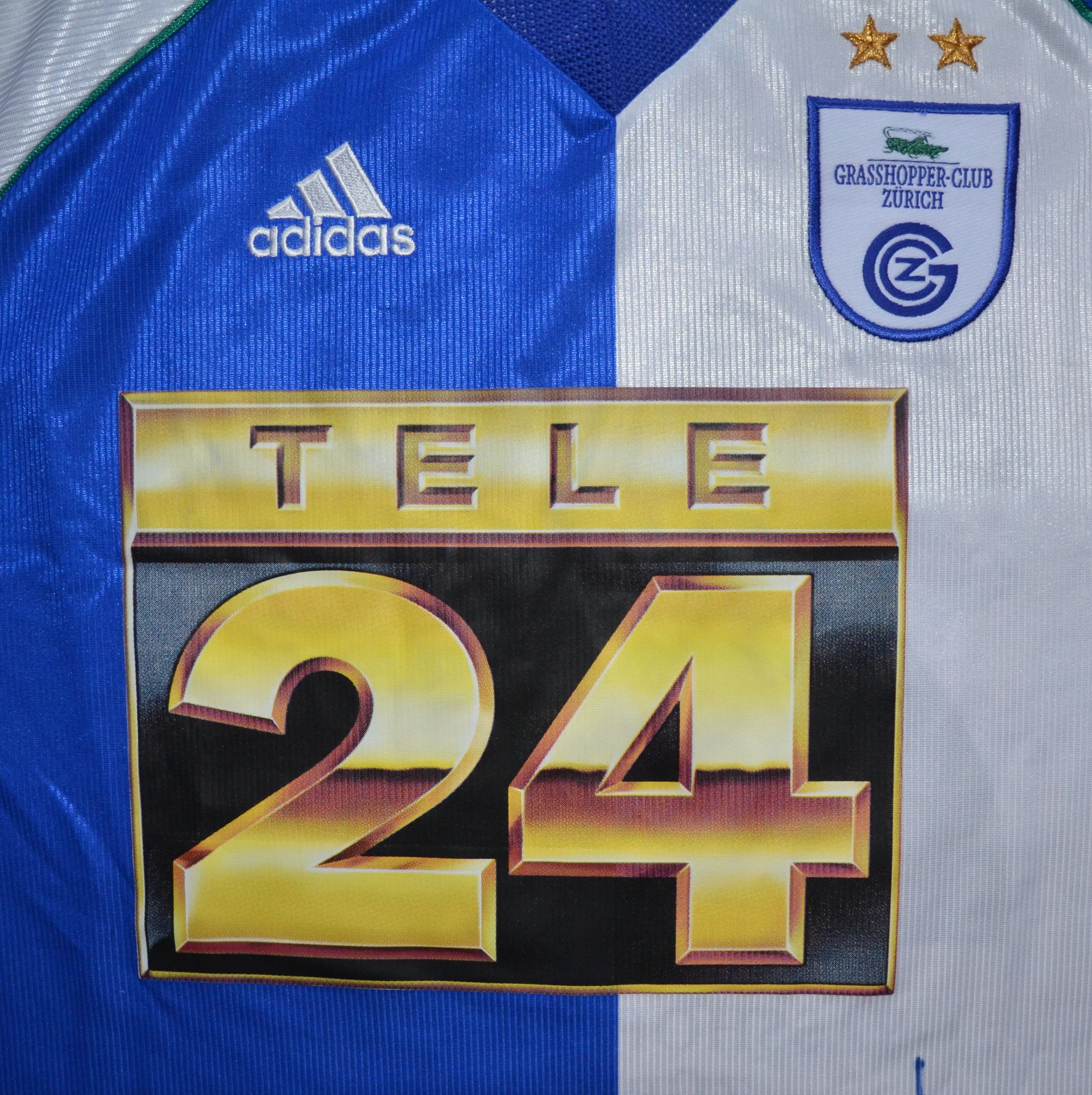 Adidas Chapuisat #24 Autographed Jersey Grasshopper Club Zürich Size US XL / EU 56 / 4 - 5 Thumbnail